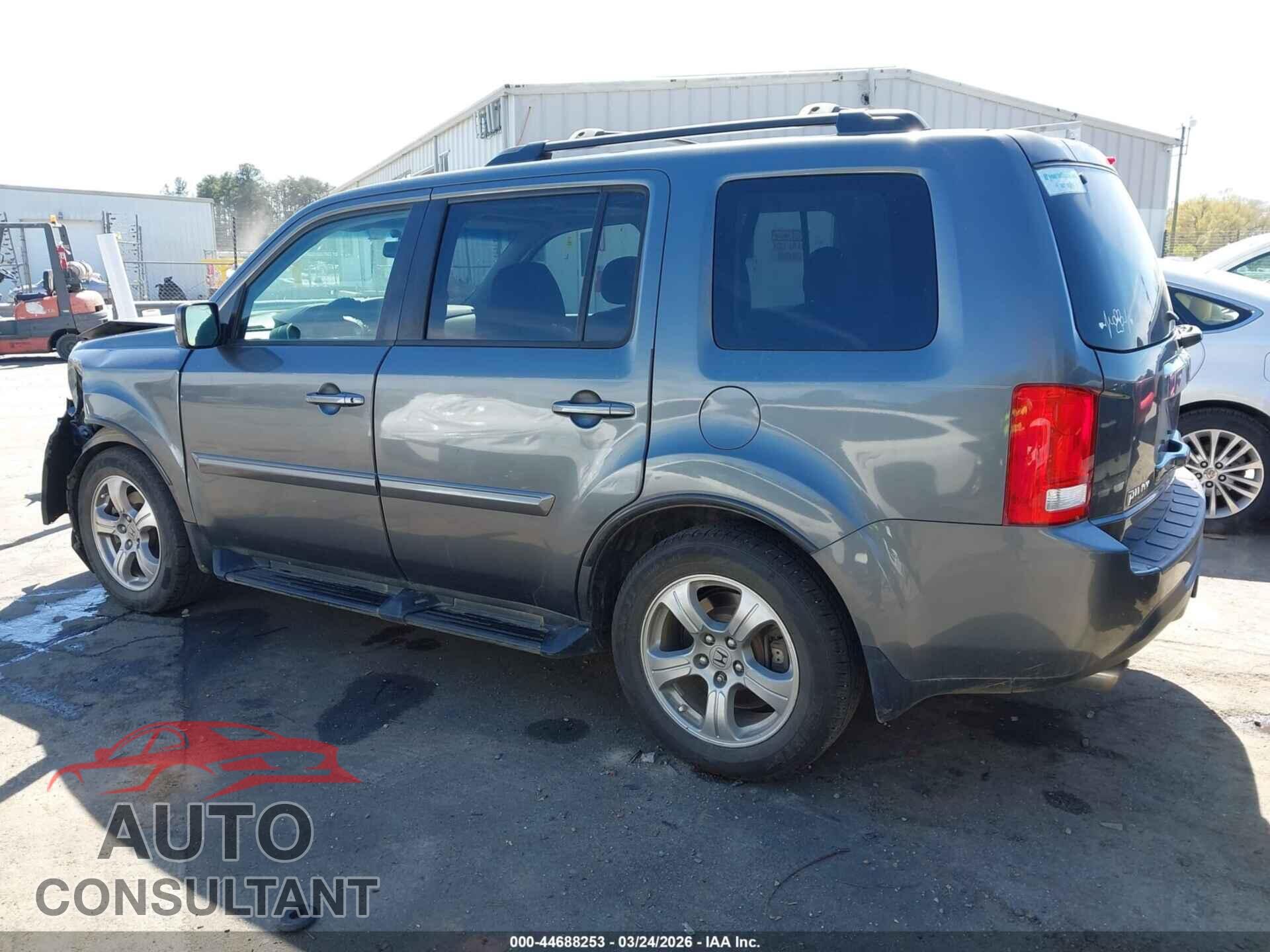 HONDA PILOT 2012 - 5FNYF4H64CB053601