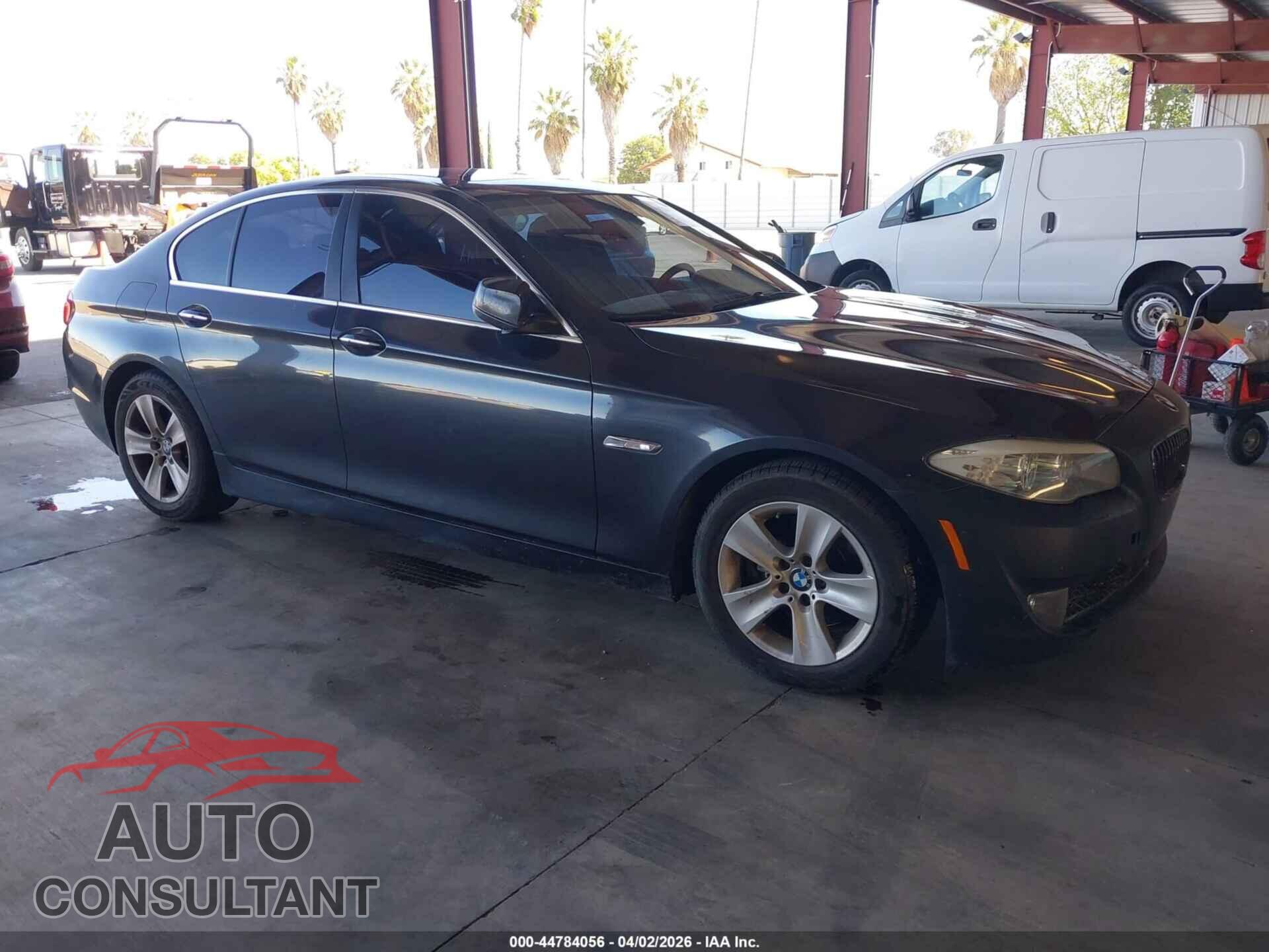 BMW 528I 2013 - WBAXG5C51DD229961