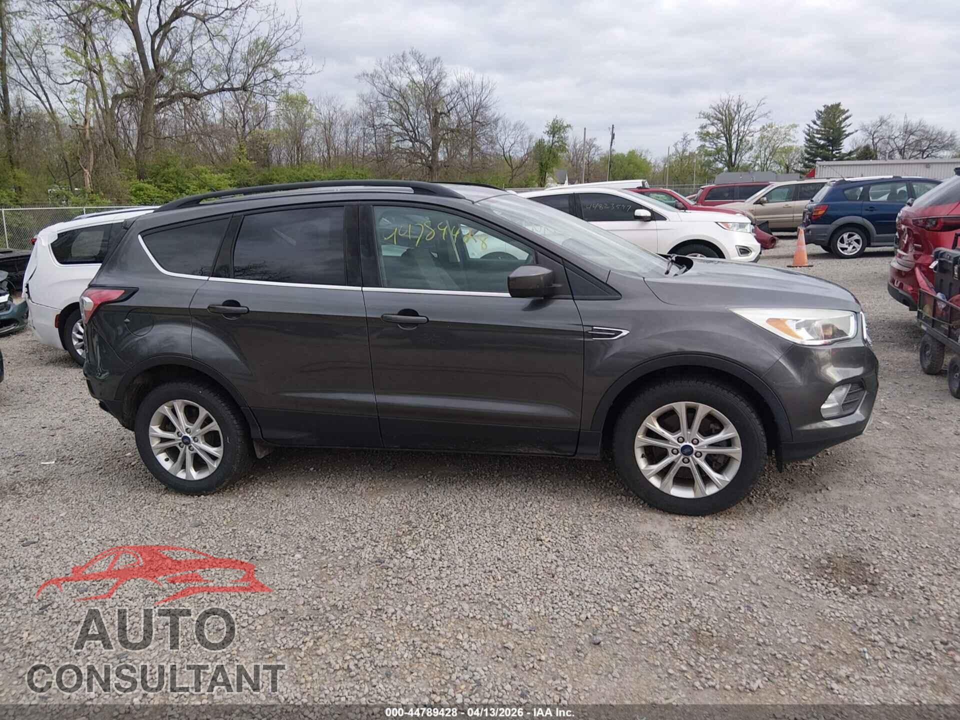 FORD ESCAPE 2018 - 1FMCU9GD4JUC40415