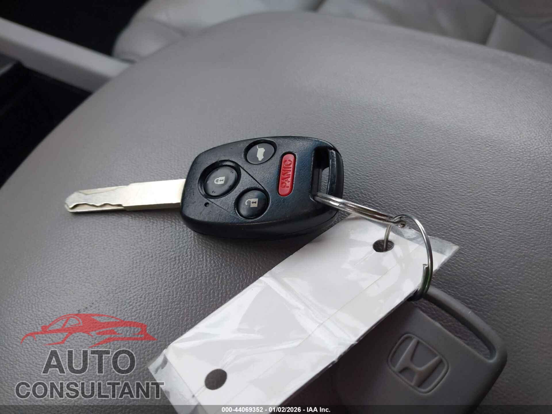 HONDA PILOT 2011 - 5FNYF4H57BB072343