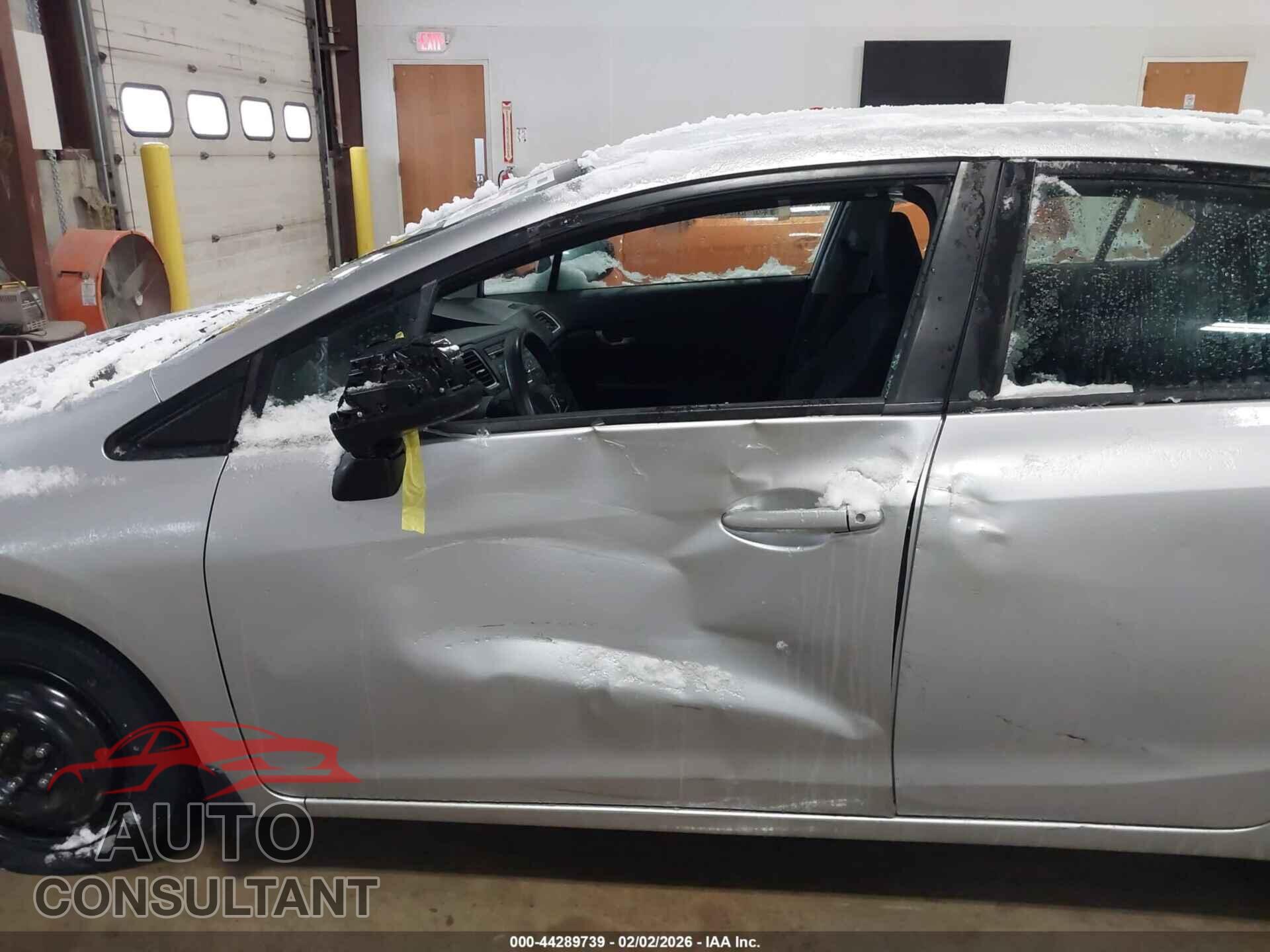 HONDA CIVIC 2015 - 19XFB2F5XFE106748