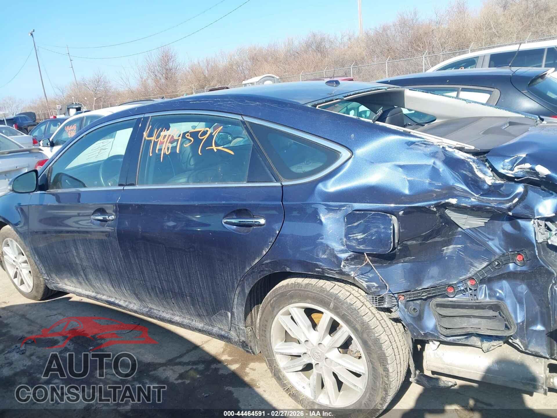 TOYOTA AVALON 2015 - 4T1BK1EB3FU155111