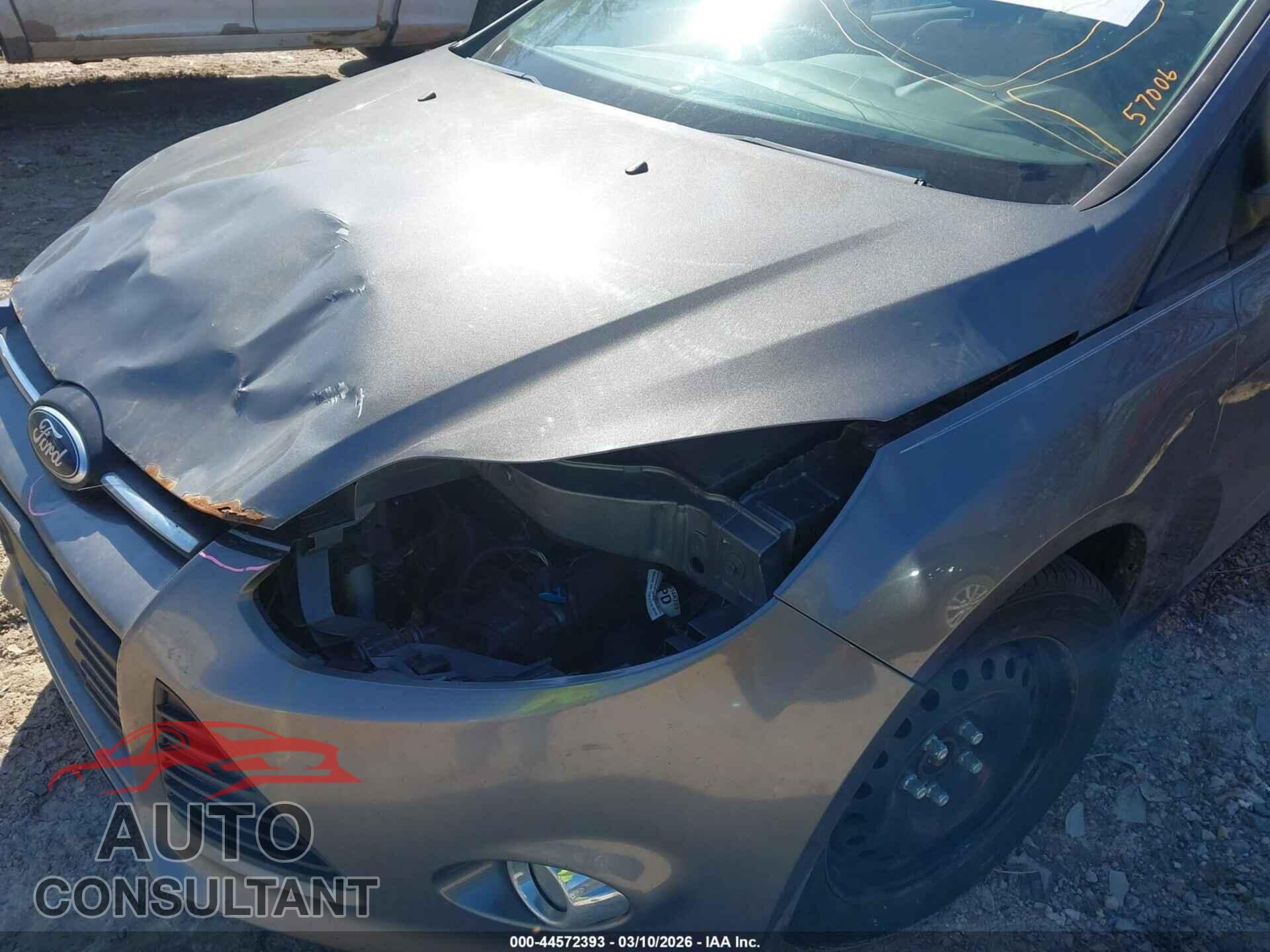 FORD FOCUS 2012 - 1FAHP3K21CL448772
