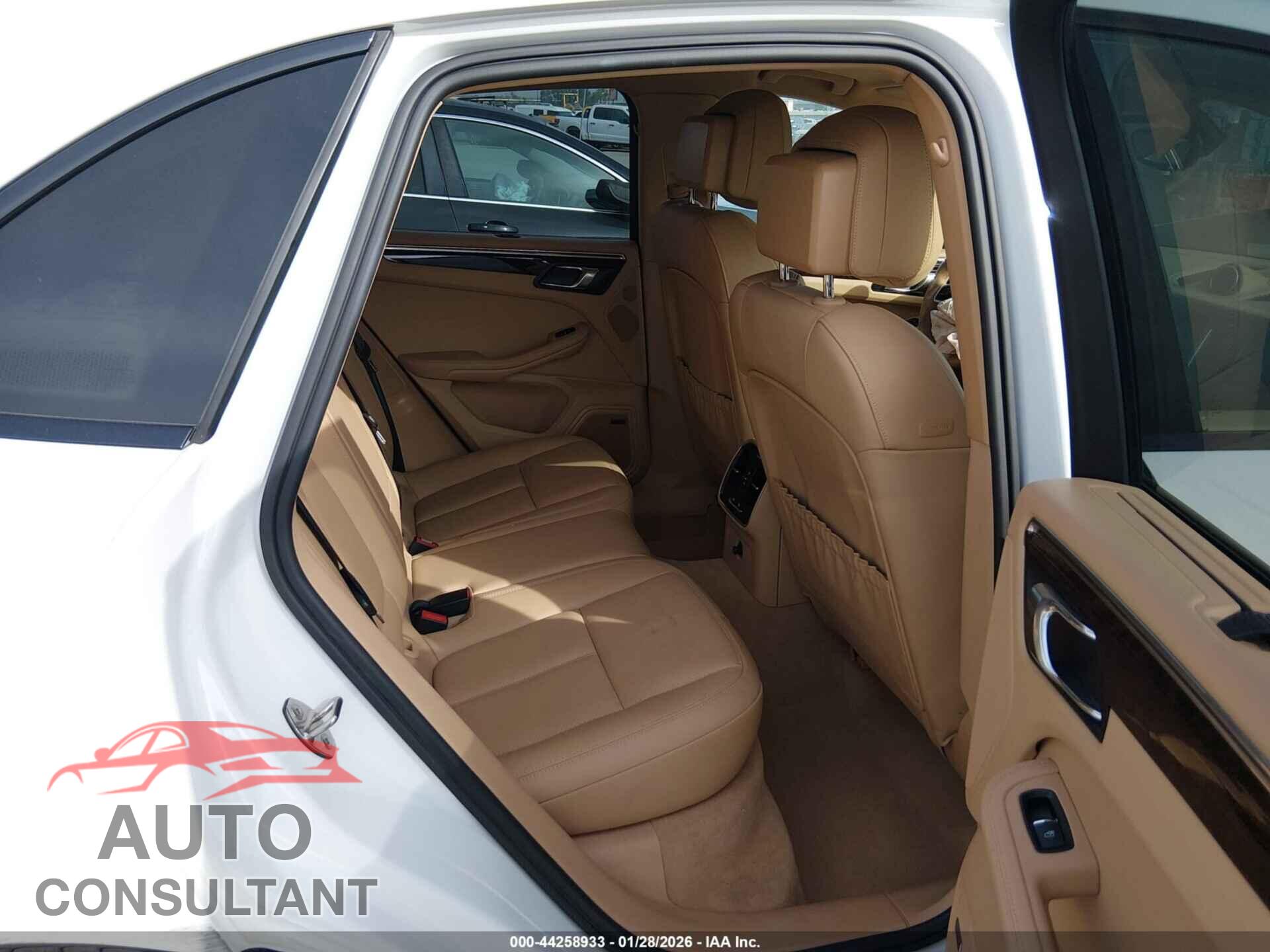 PORSCHE MACAN 2015 - WP1AB2A52FLB70127