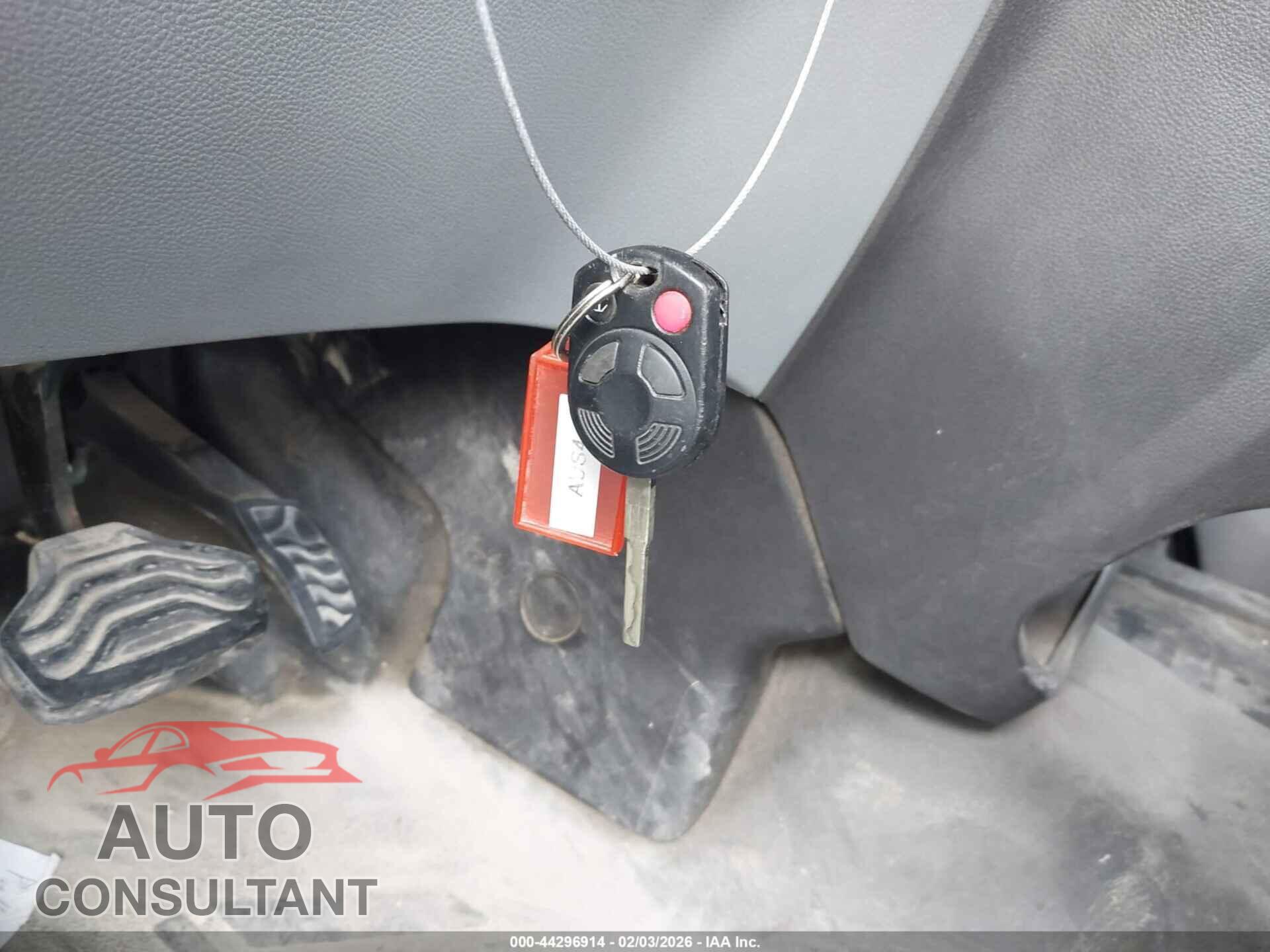 FORD TRANSIT-150 2019 - 1FTYE2CM3KKB51419