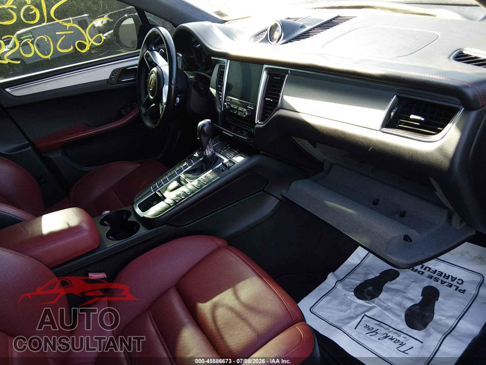 PORSCHE MACAN 2017 - WP1AF2A50HLB60932