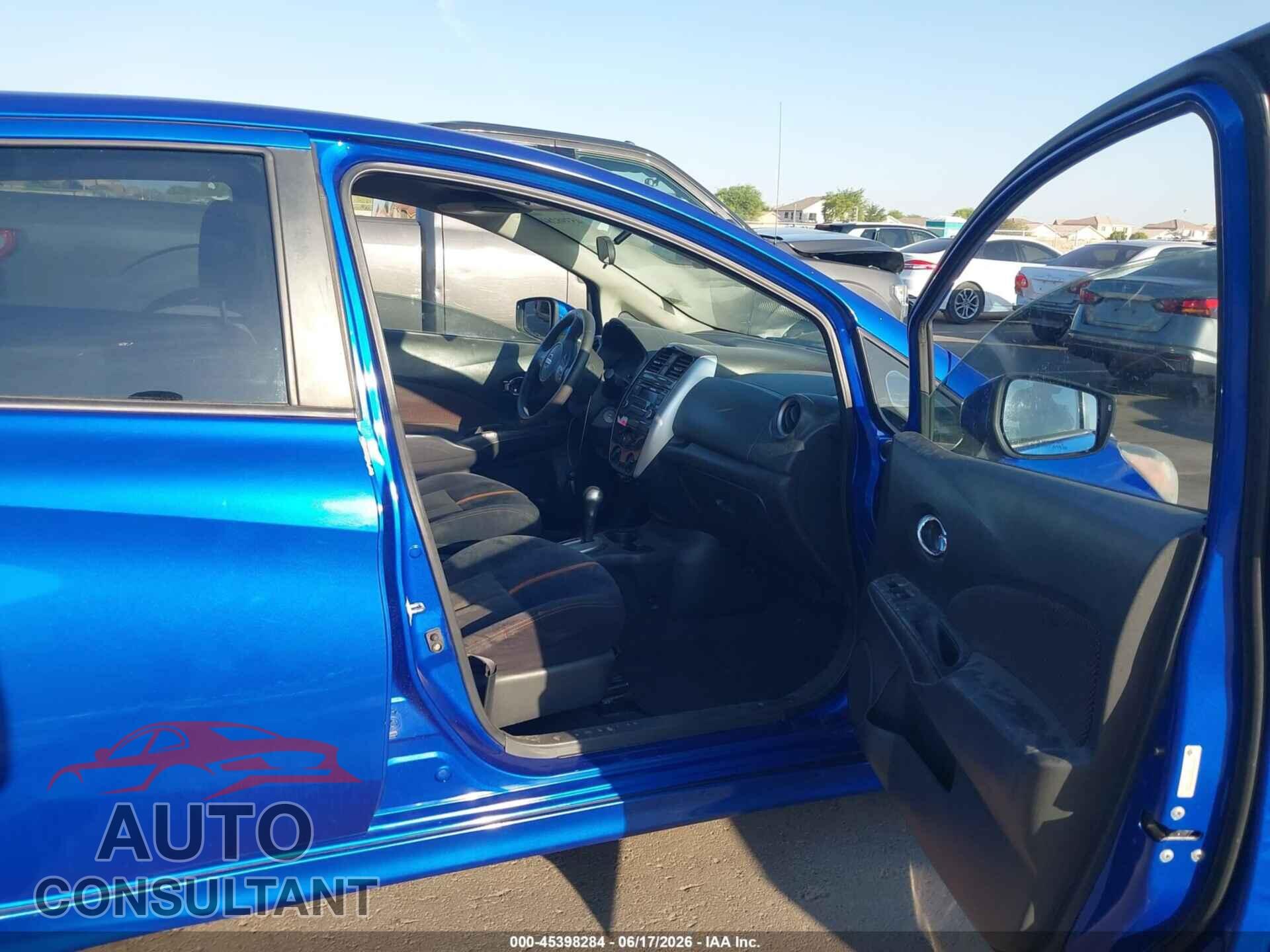 NISSAN VERSA NOTE 2015 - 3N1CE2CP4FL362043