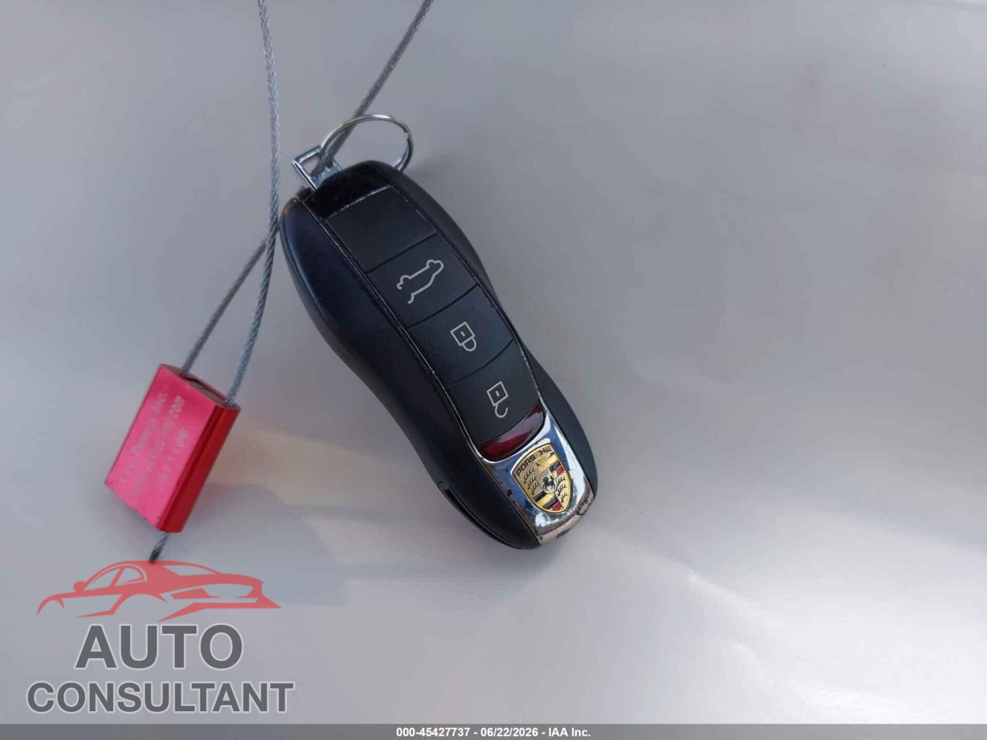 PORSCHE CAYENNE 2016 - WP1AA2A2XGLA01354