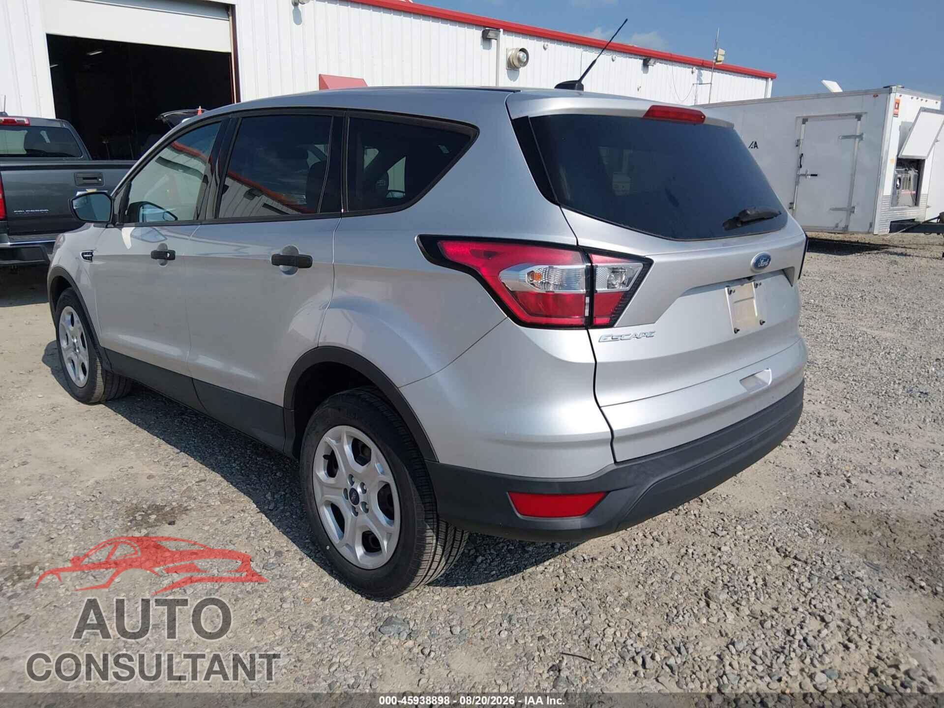 FORD ESCAPE 2018 - 1FMCU0F7XJUD08403