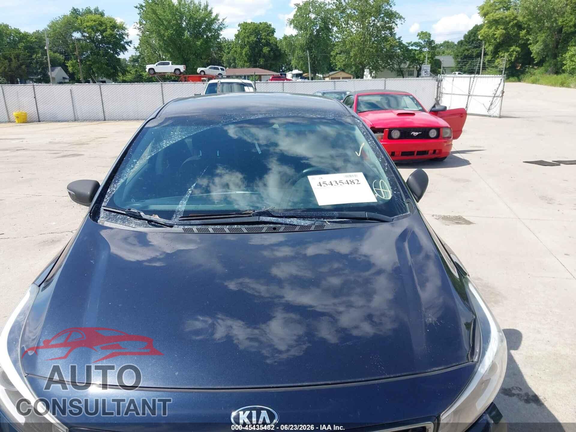 KIA FORTE 2018 - knafk5a80j5772697