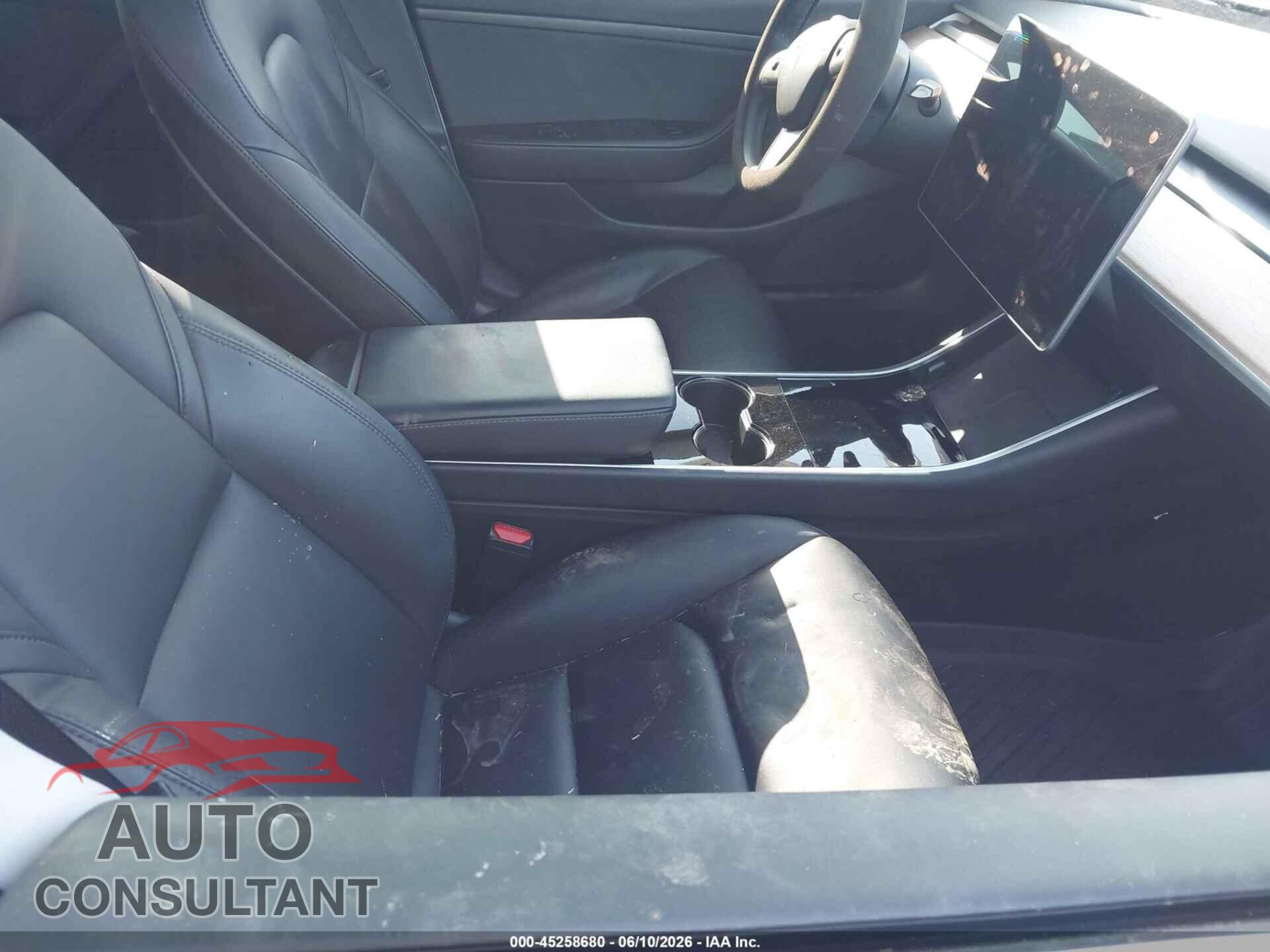TESLA MODEL 3 2020 - 5YJ3E1EA5LF785708