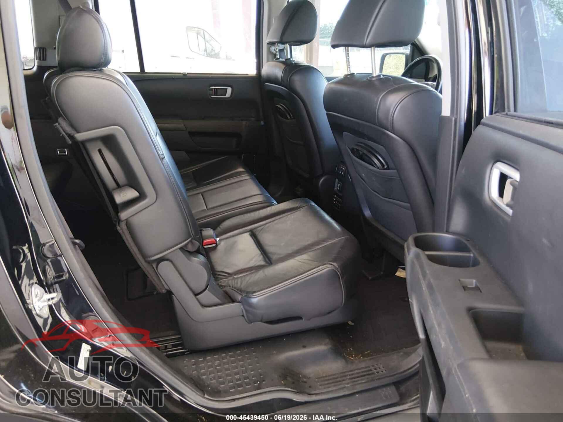 HONDA PILOT 2010 - 5FNYF4H92AB014352