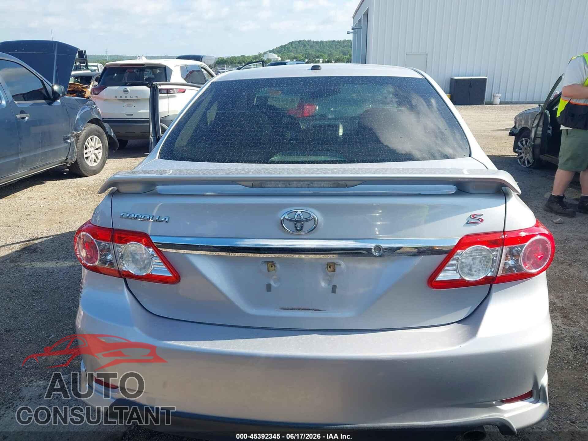 TOYOTA COROLLA 2011 - 2T1BU4EE0BC753044