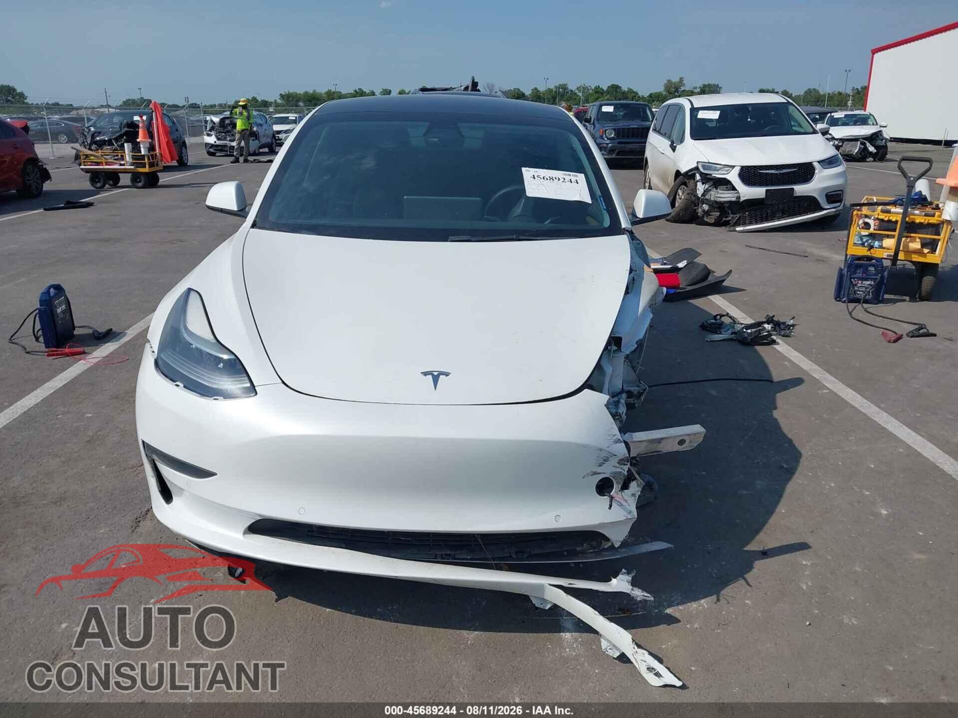 TESLA MODEL 3 2021 - 5YJ3E1EA2MF096422