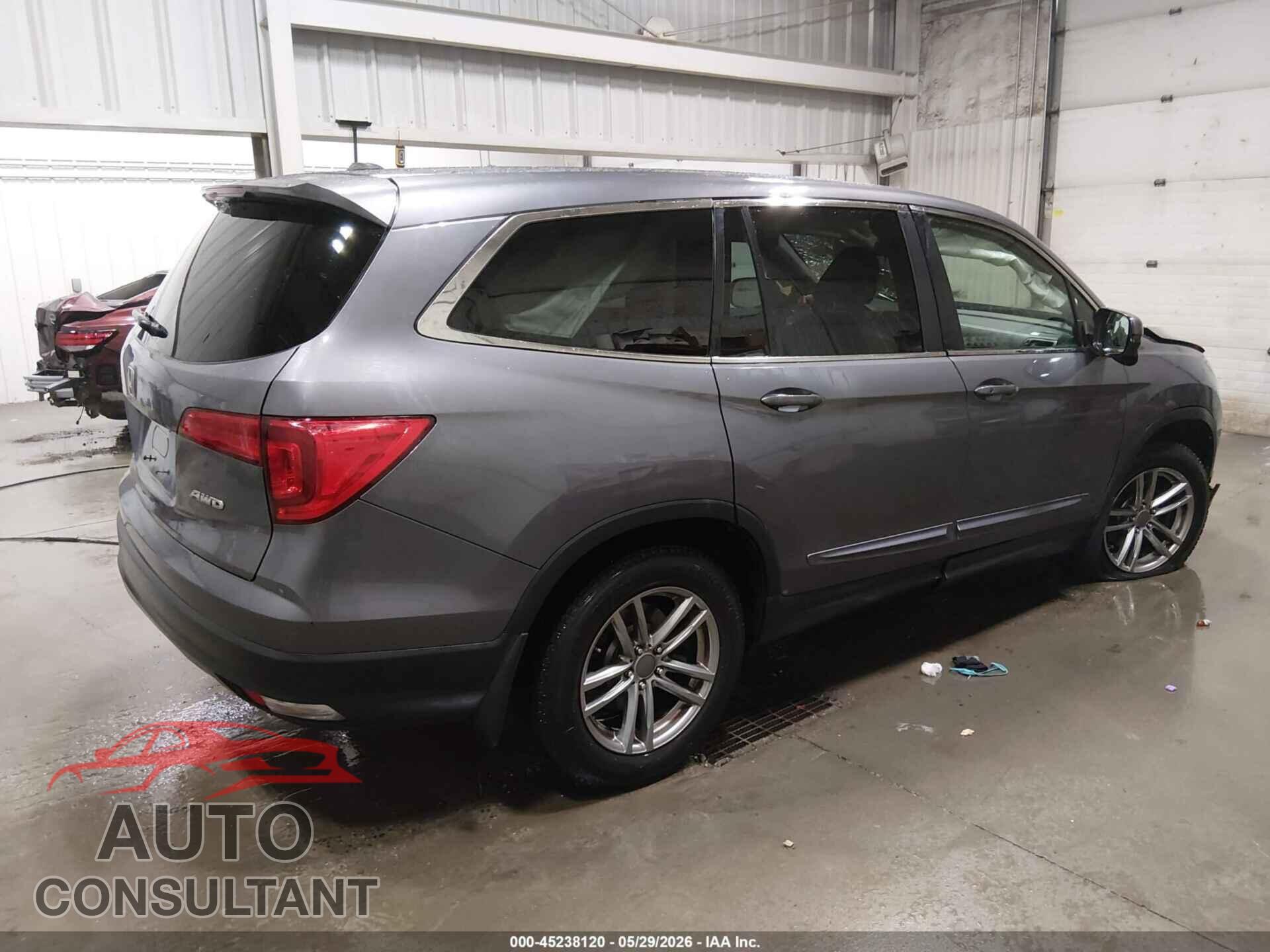 HONDA PILOT 2017 - 5FNYF6H87HB070980