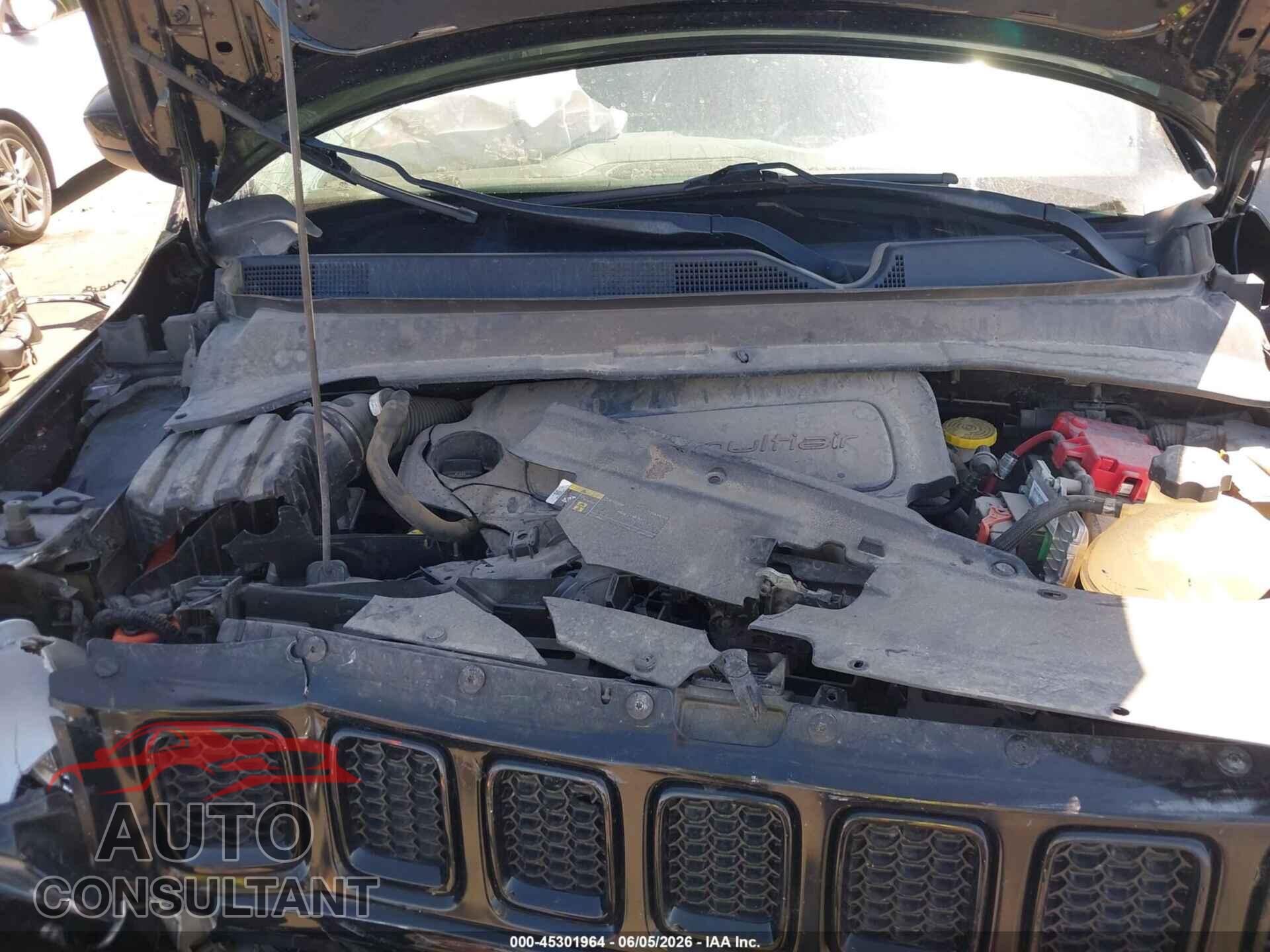 JEEP COMPASS 2020 - 3C4NJDBB9LT256105