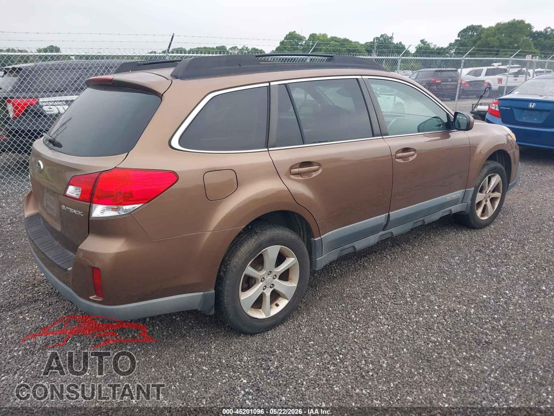 SUBARU OUTBACK 2013 - 4S4BRCCC8D3258384