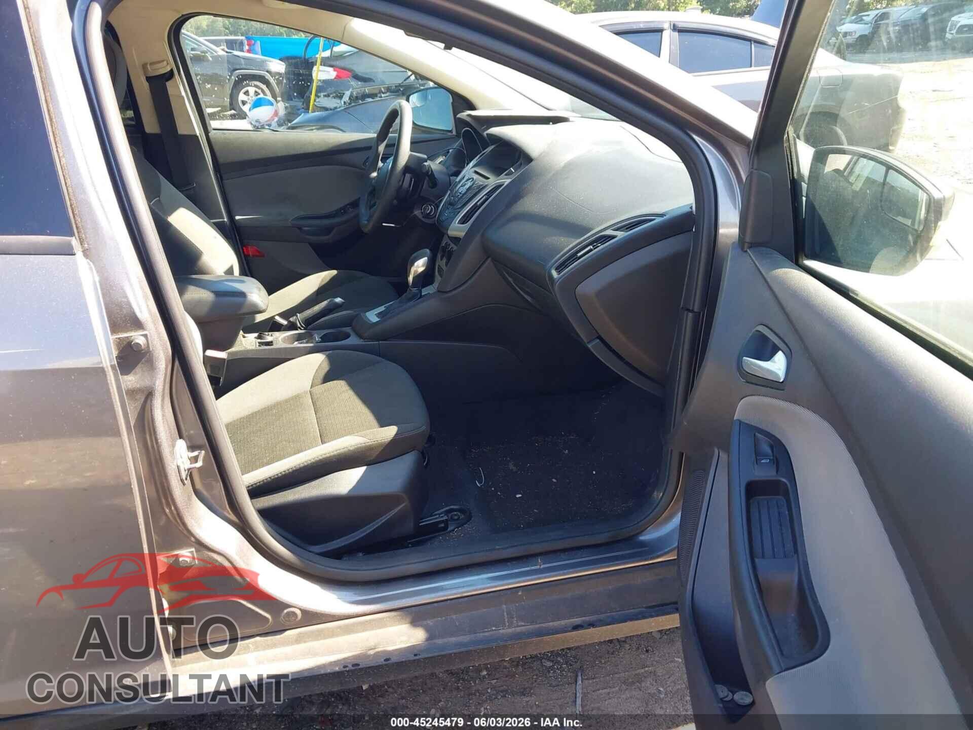 FORD FOCUS 2013 - 1FADP3F22DL272373