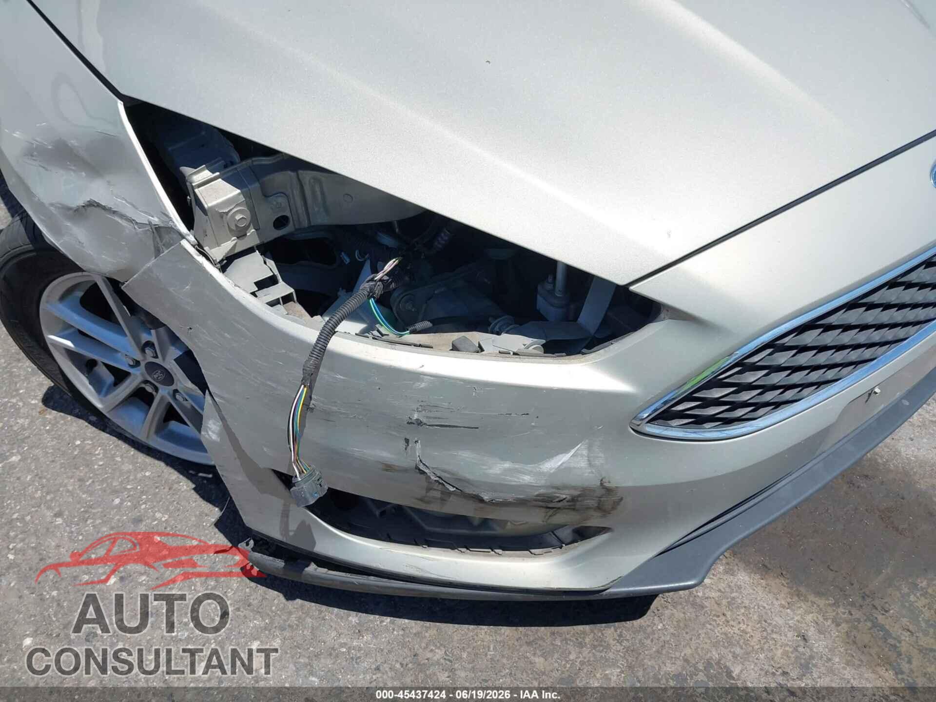 FORD FOCUS 2015 - 1FADP3F25FL205978
