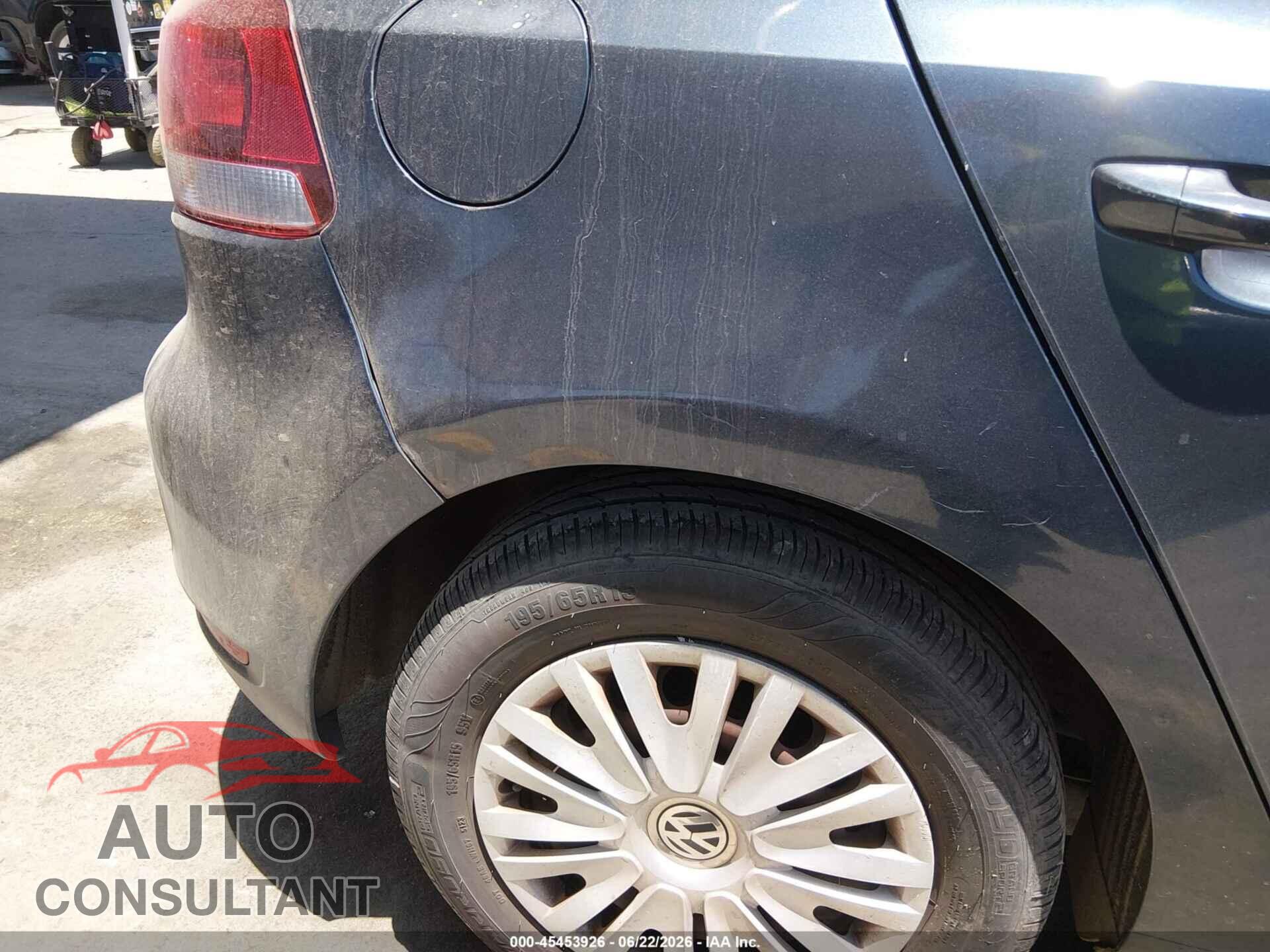VOLKSWAGEN GOLF 2012 - WVWDB7AJ8CW229975