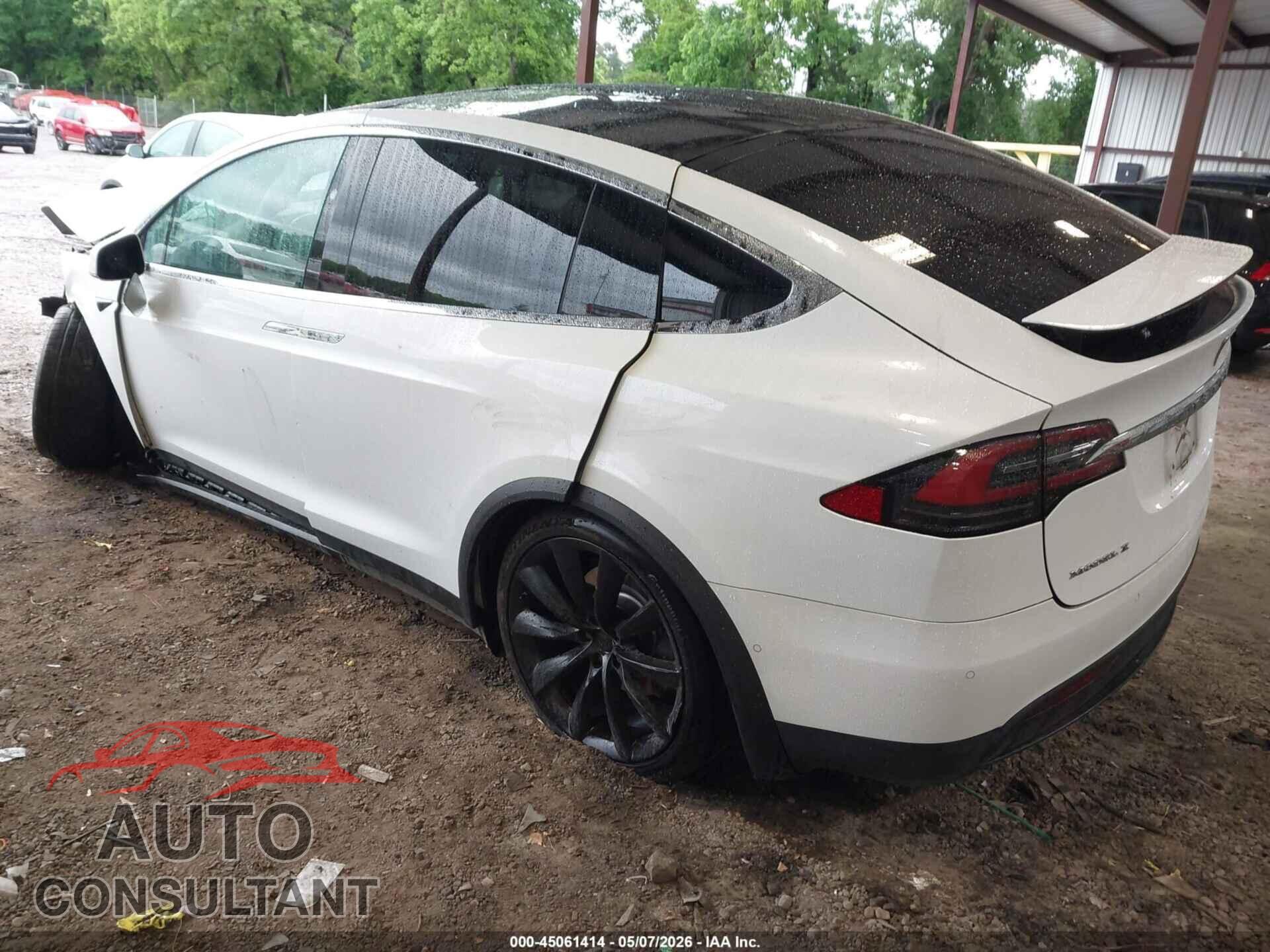 TESLA MODEL X 2018 - 5YJXCBE29JF112391
