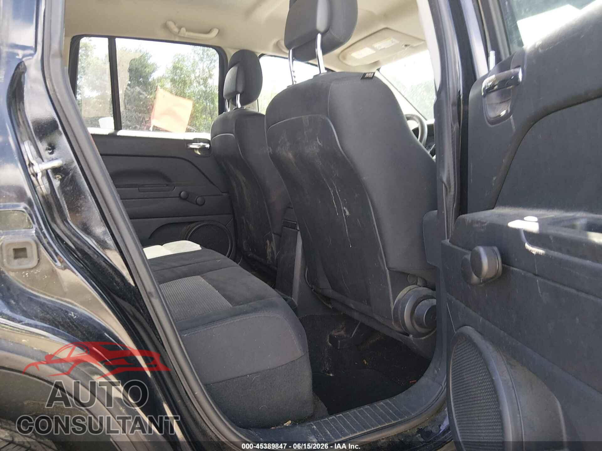 JEEP COMPASS 2014 - 1C4NJDBB3ED696328