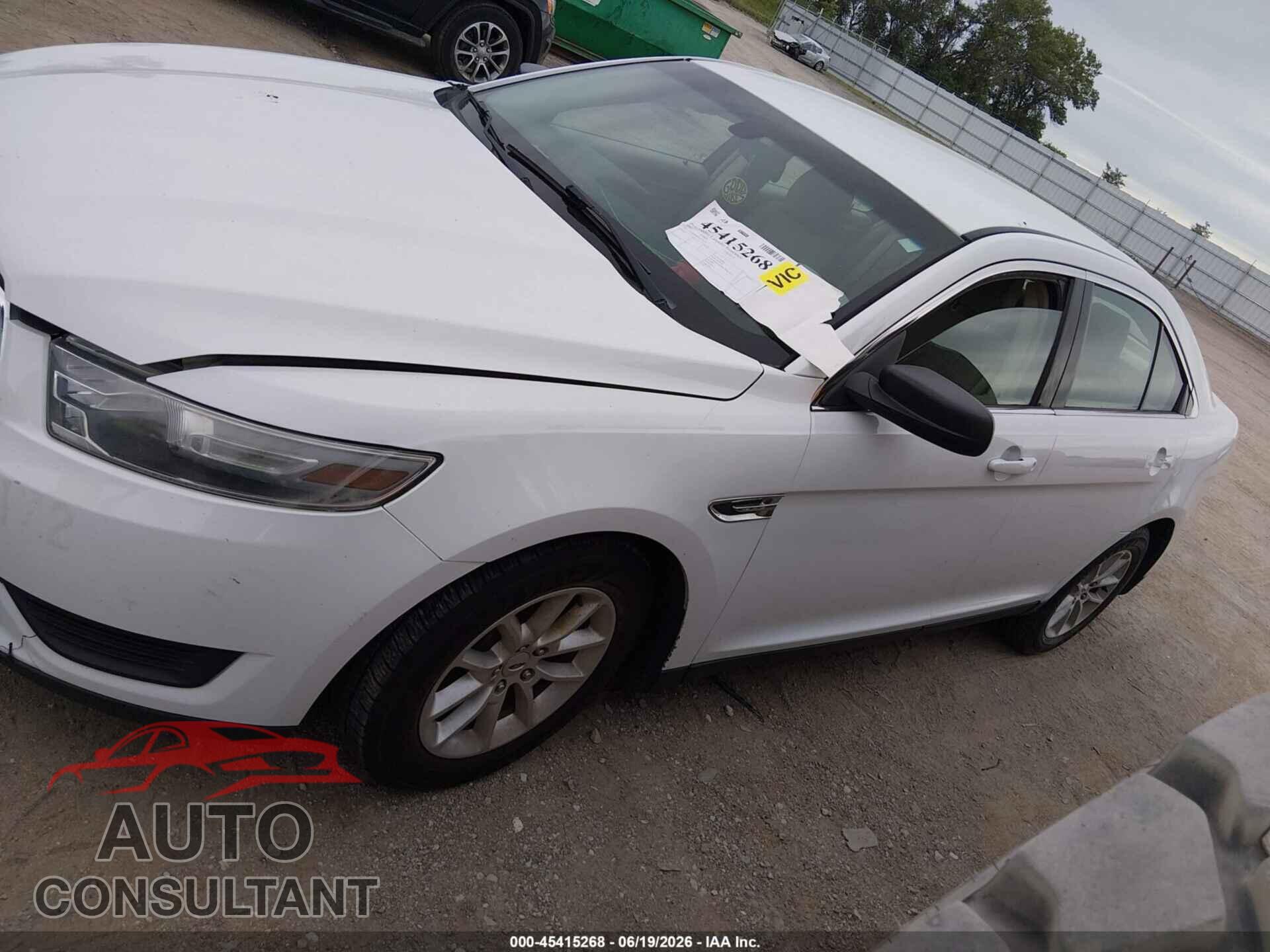 FORD TAURUS 2013 - 1FAHP2D82DG234220