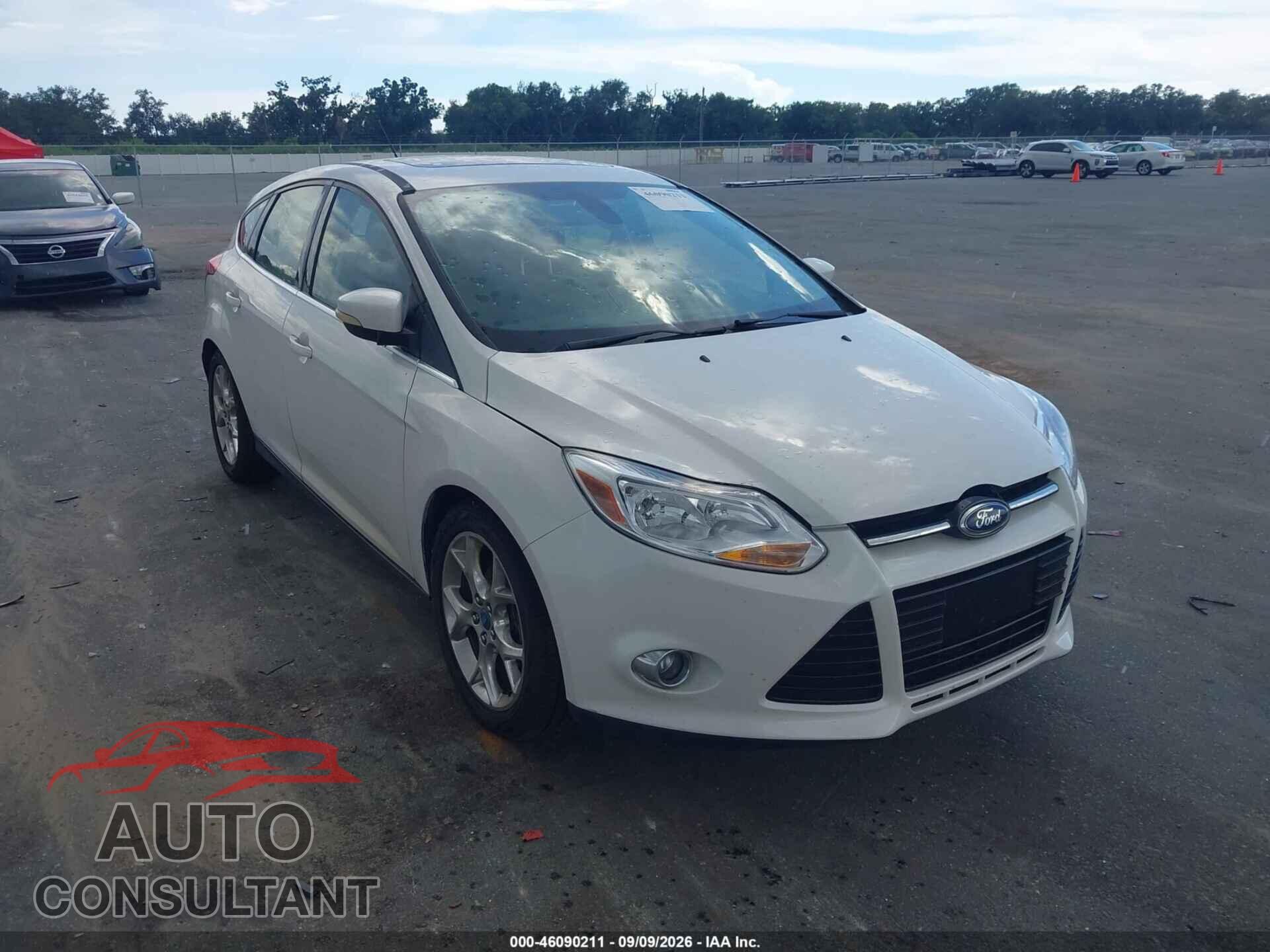 FORD FOCUS 2012 - 1FAHP3M24CL277514