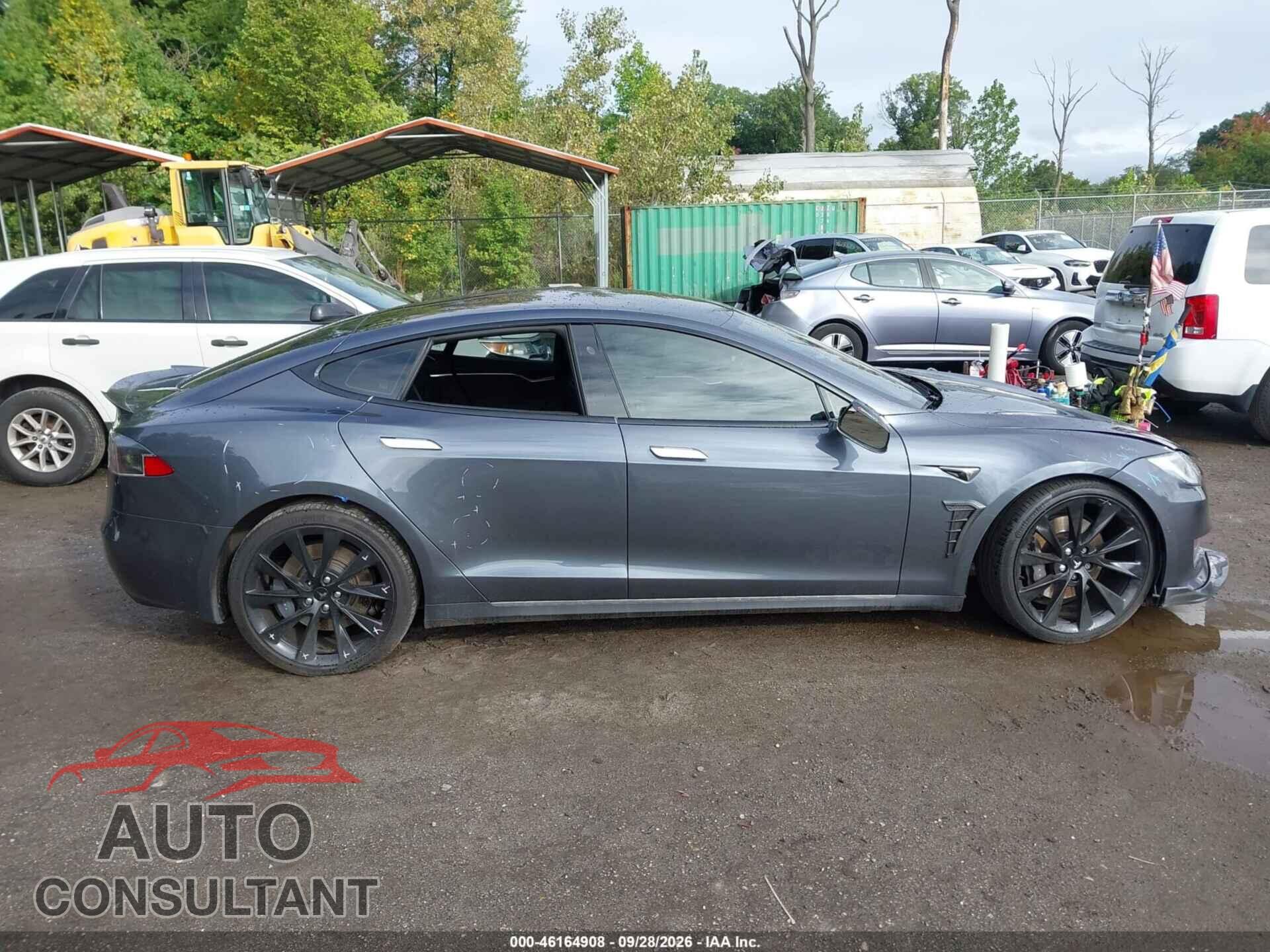 TESLA MODEL S 2017 - 5YJSA1E22HF199779