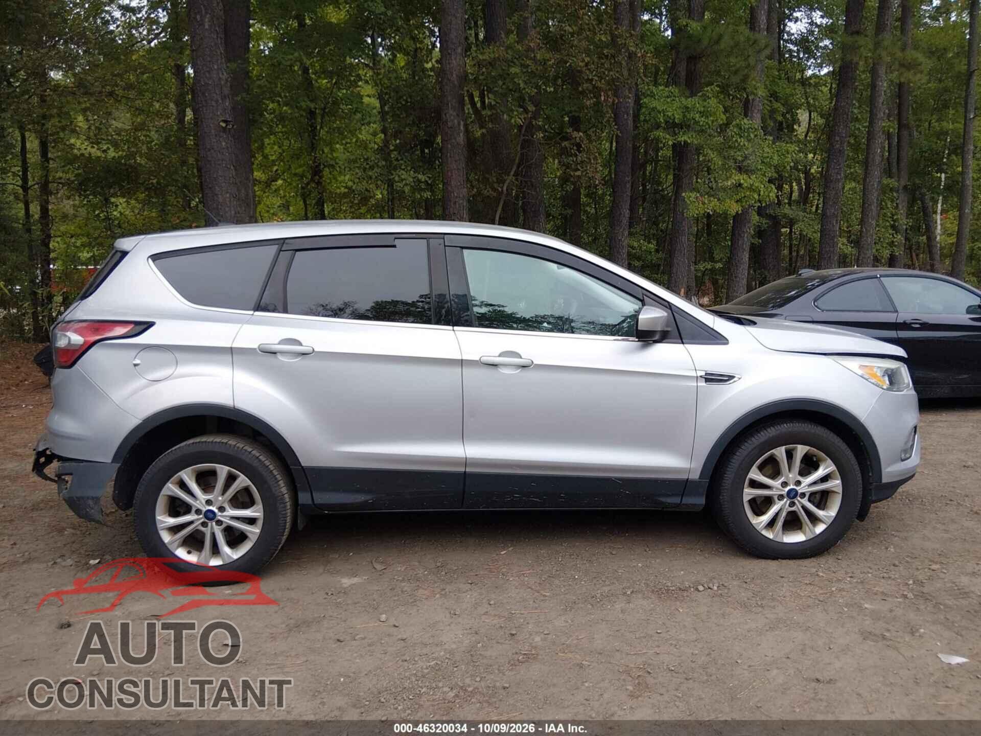 FORD ESCAPE 2017 - 1FMCU0GD7HUB97095