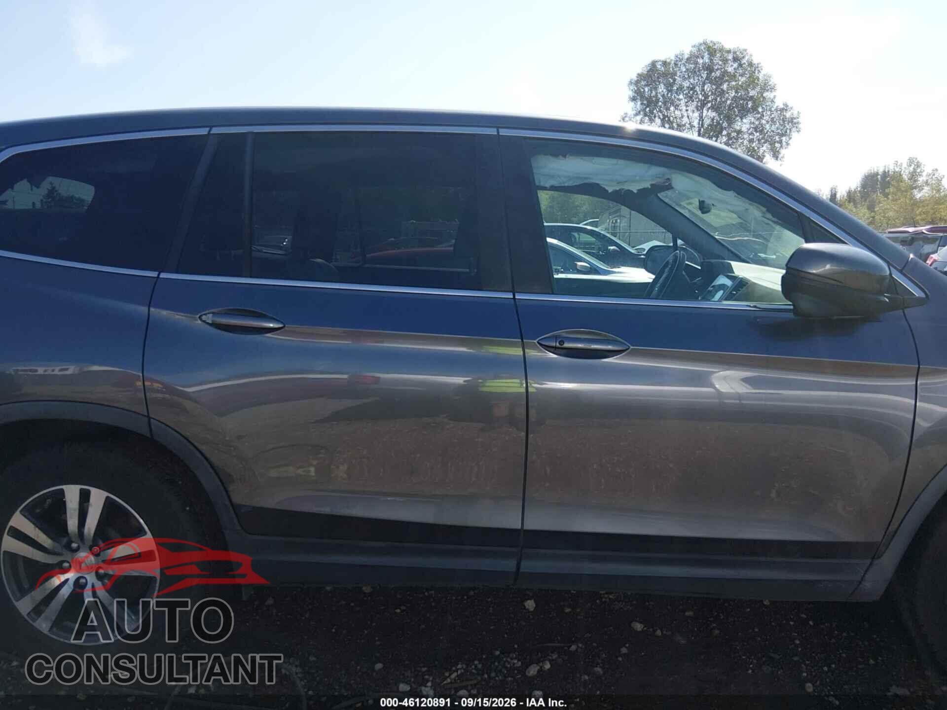 HONDA PILOT 2017 - 5FNYF5H58HB006768