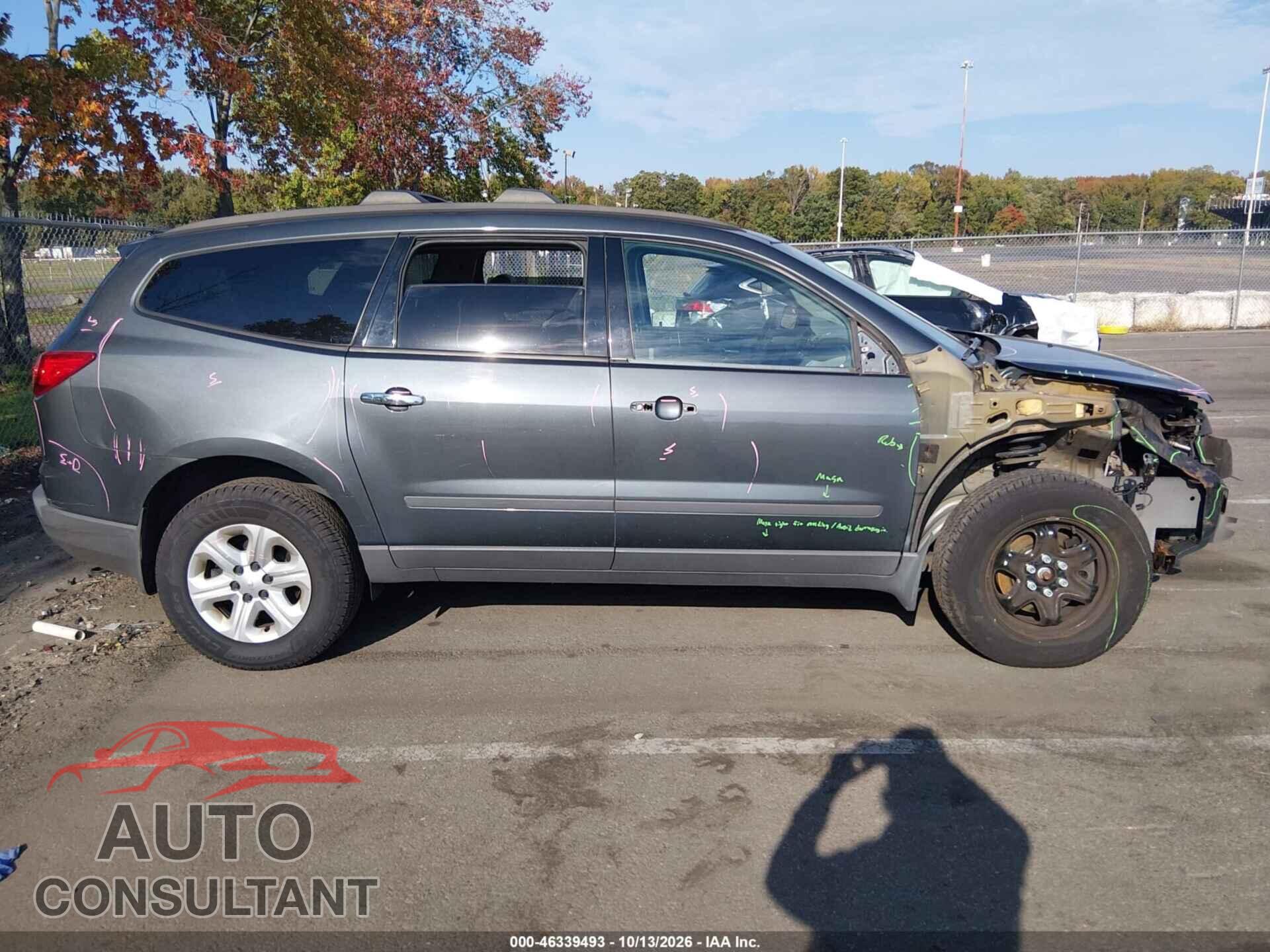 CHEVROLET TRAVERSE 2011 - 1GNKVFED7BJ358564