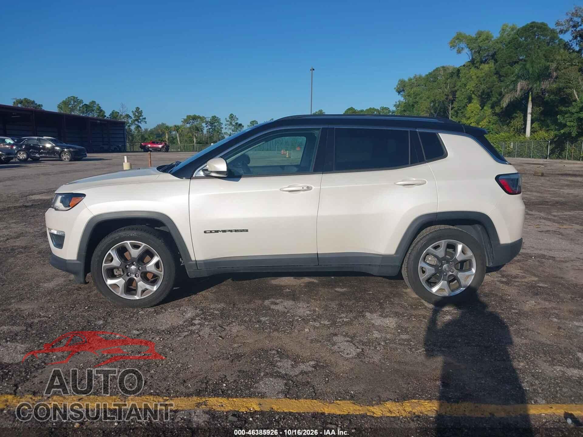 JEEP COMPASS 2018 - 3C4NJCCB7JT368620