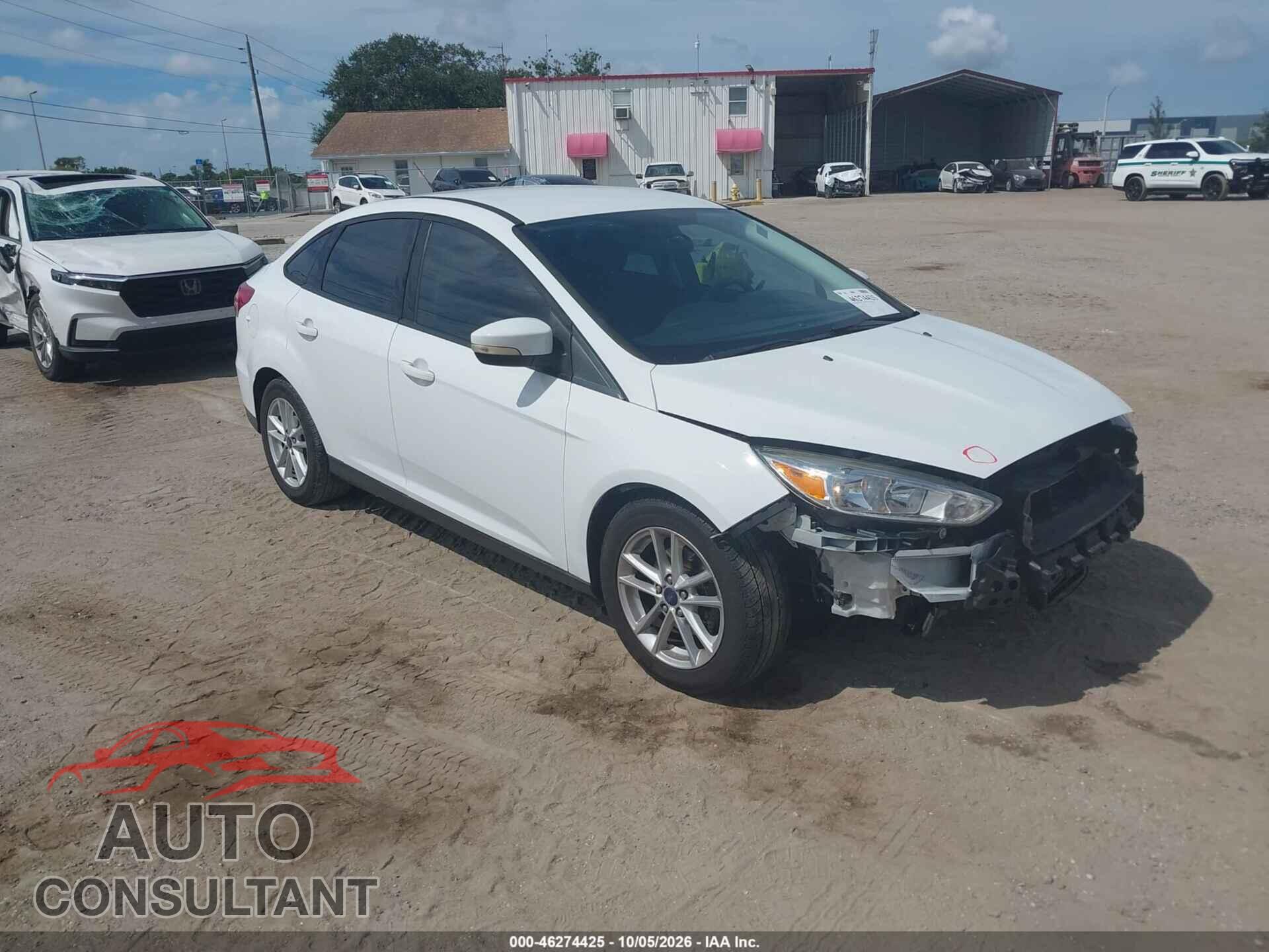 FORD FOCUS 2017 - 1FADP3F26HL228091