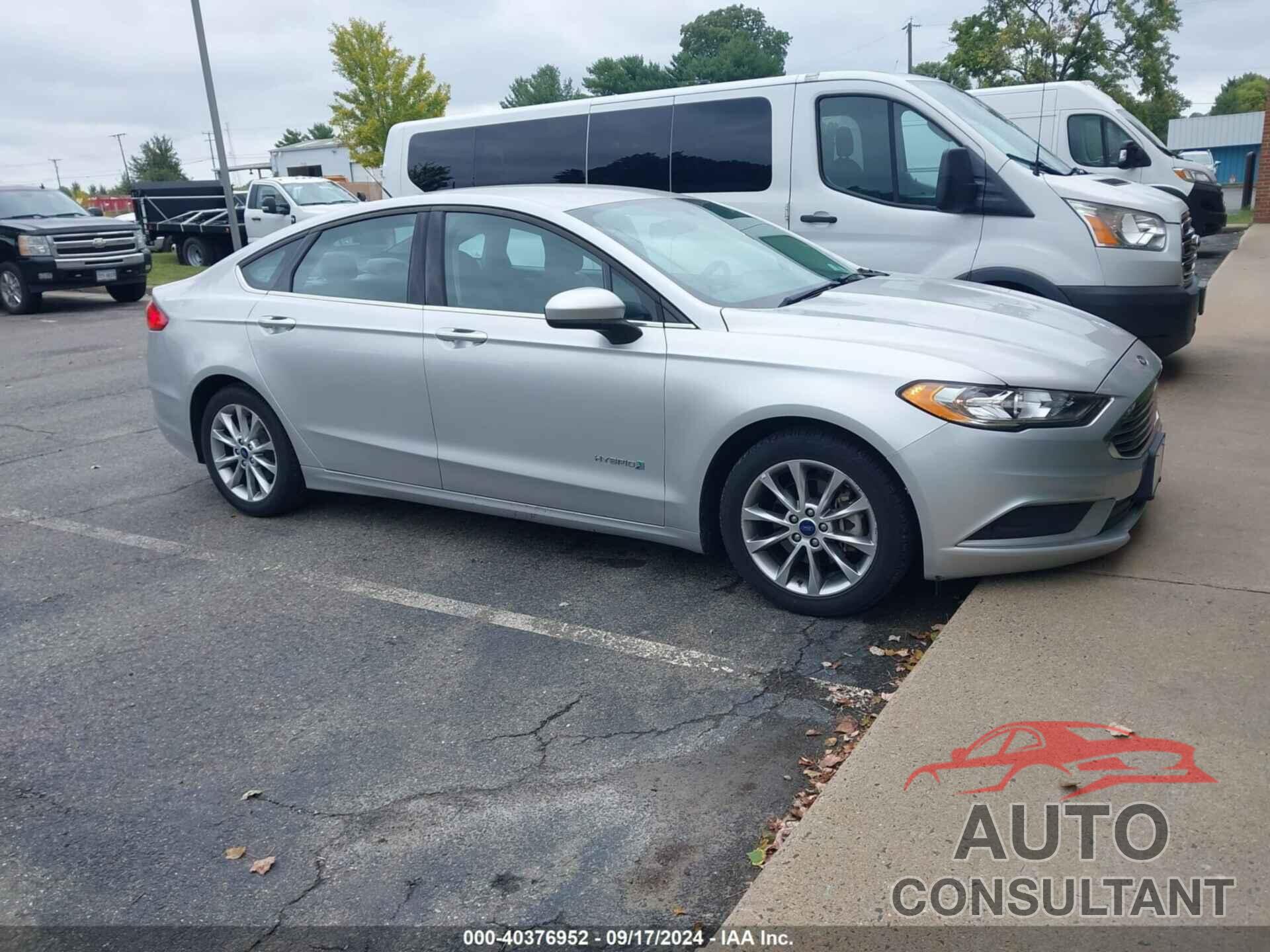 FORD FUSION HYBRID 2017 - 3FA6P0UU5HR120297