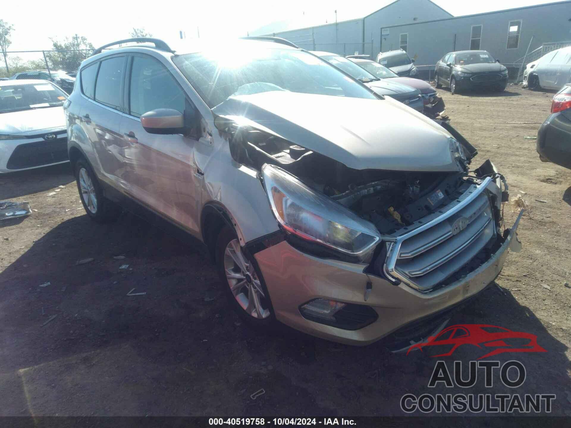 FORD ESCAPE 2018 - 1FMCU0GD1JUC30582