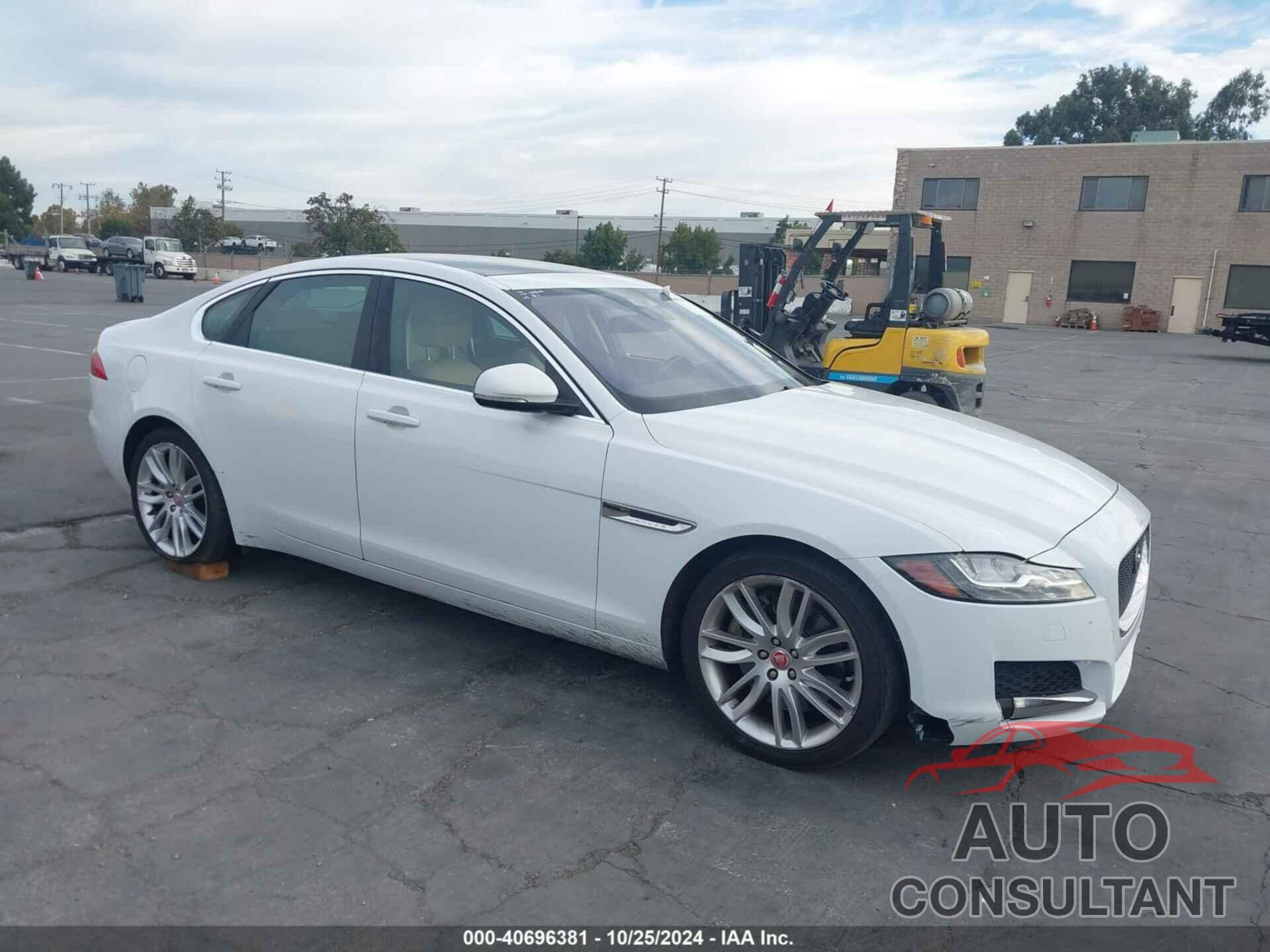 JAGUAR XF 2016 - SAJBE4BV4GCY14446