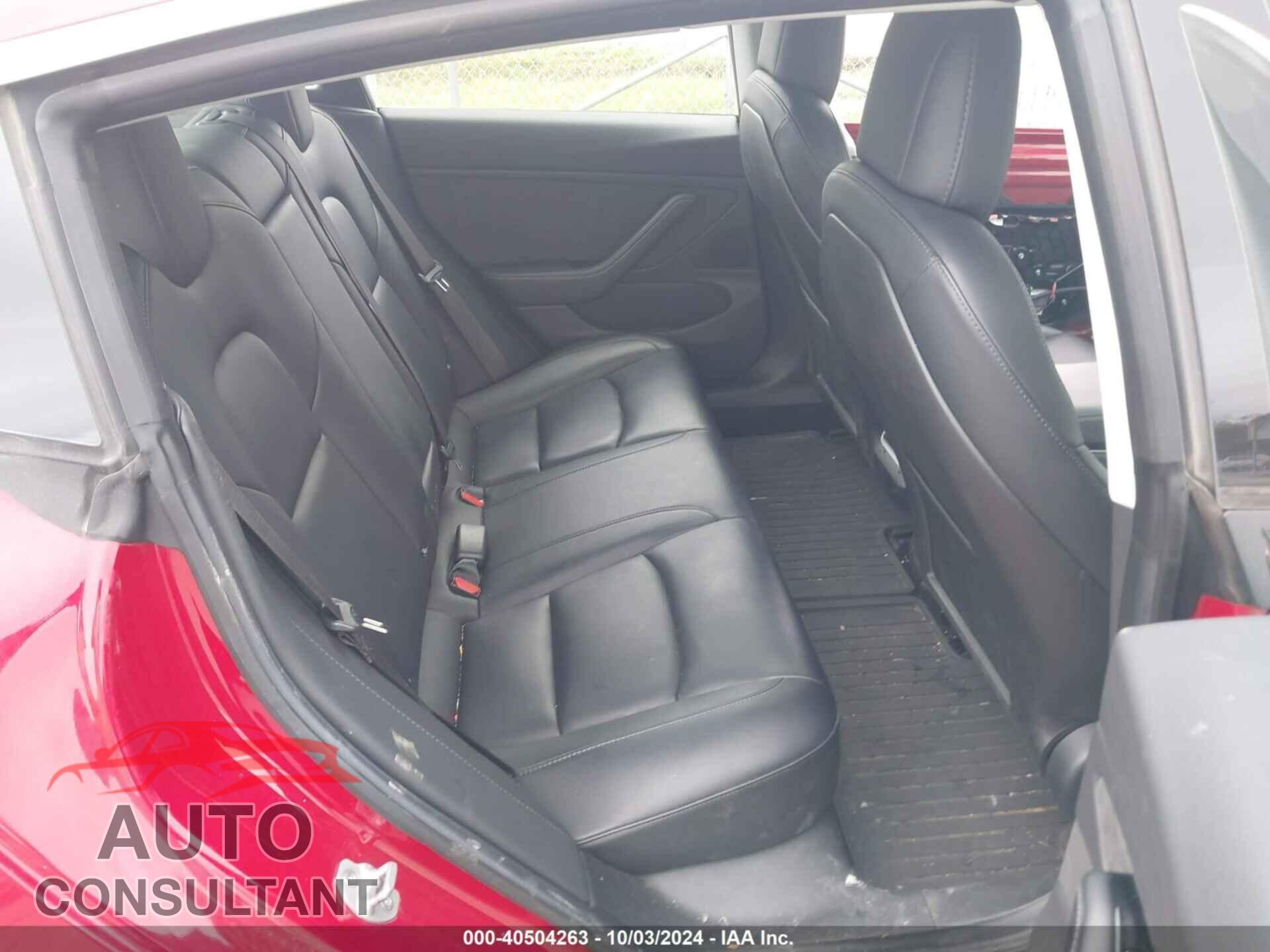 TESLA MODEL 3 2018 - 5YJ3E1EB0JF054593
