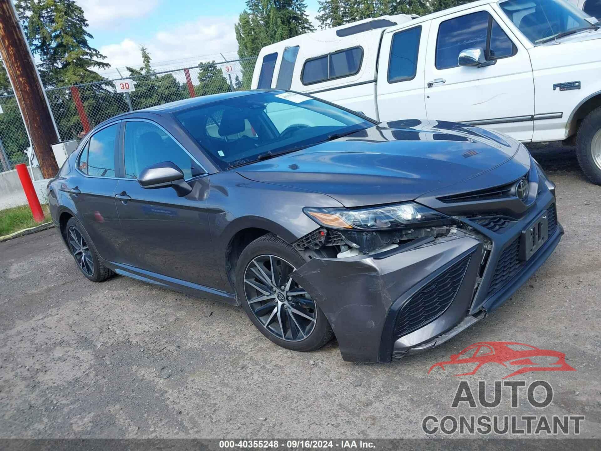 TOYOTA CAMRY 2021 - 4T1G11AK8MU456890