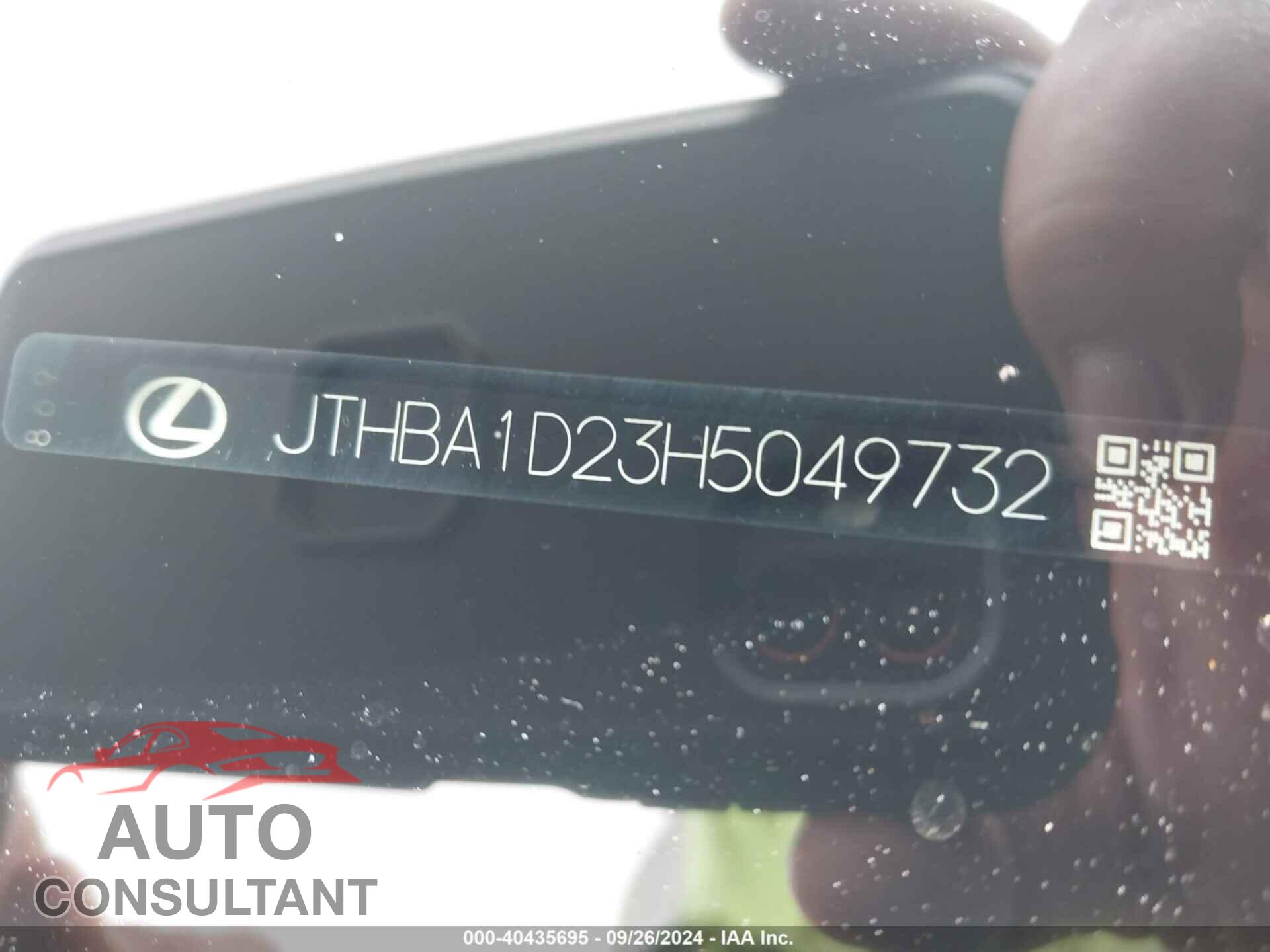 LEXUS IS 2017 - JTHBA1D23H5049732