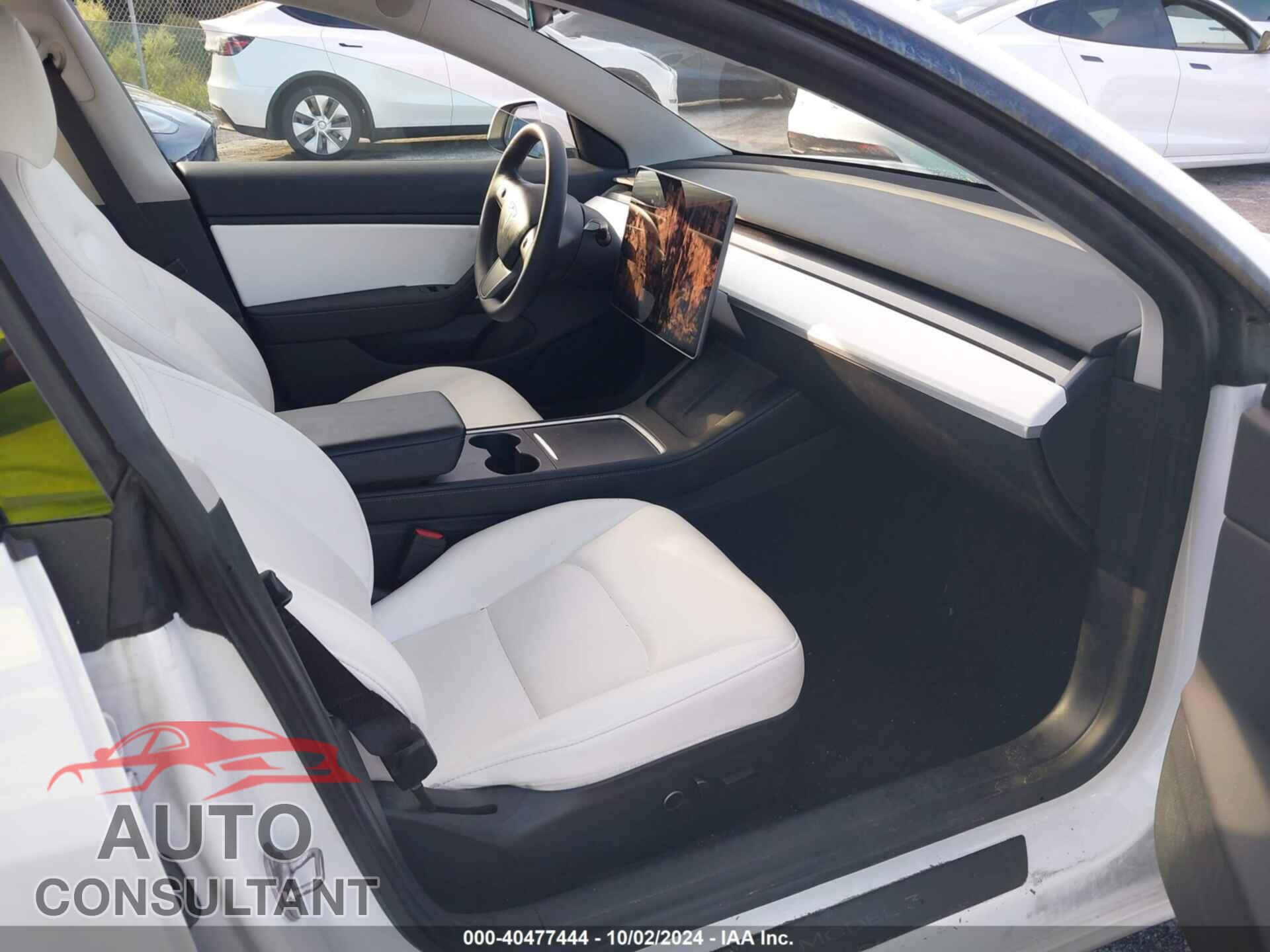 TESLA MODEL 3 2021 - 5YJ3E1EB3MF925099