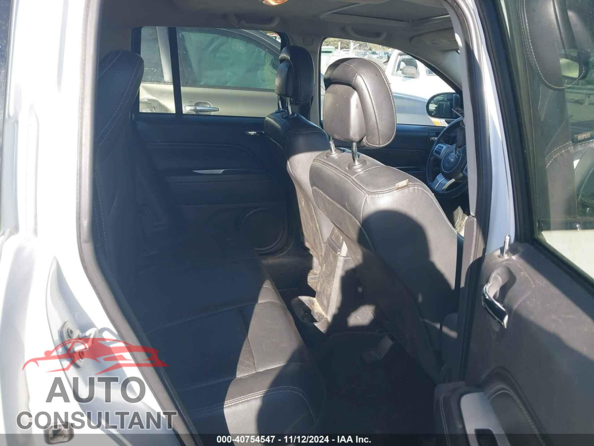 JEEP COMPASS 2015 - 1C4NJCEA3FD335891