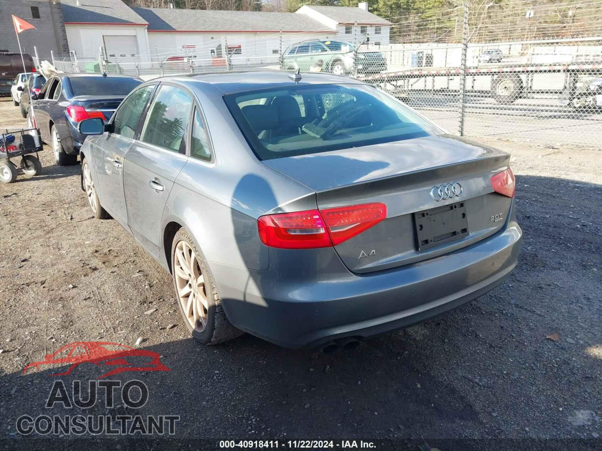 AUDI A4 2013 - WAUFFAFL8DN035827
