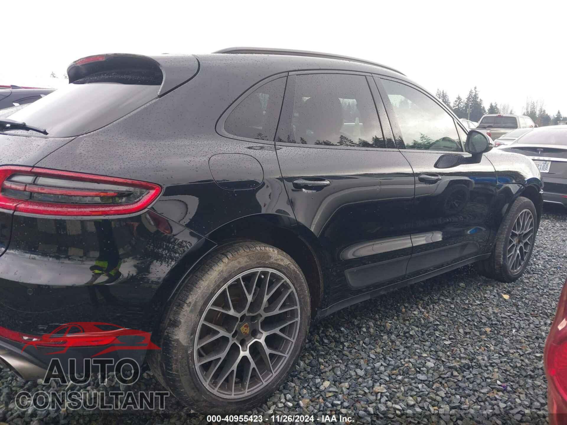 PORSCHE MACAN 2017 - WP1AB2A5XHLB16951