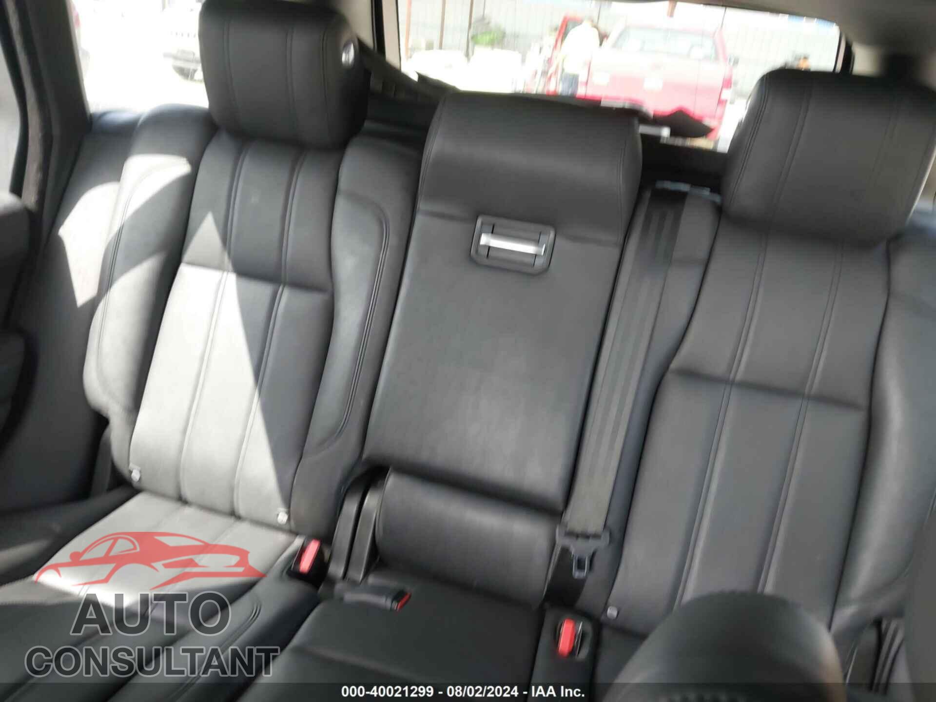 LAND ROVER RANGE ROVER 2017 - SALGS2FV0HA352887