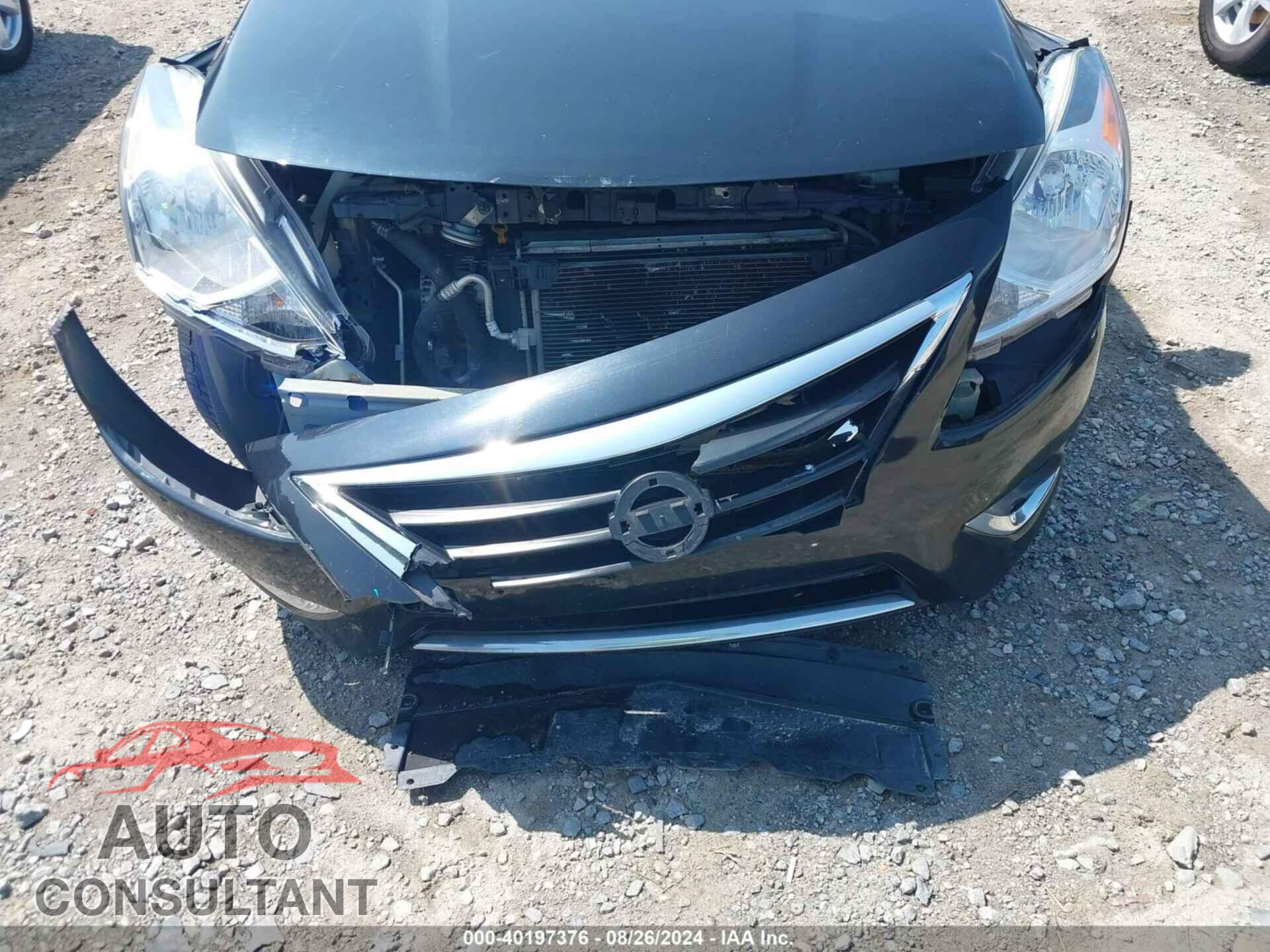 NISSAN VERSA 2017 - 3N1CN7AP1HL854452