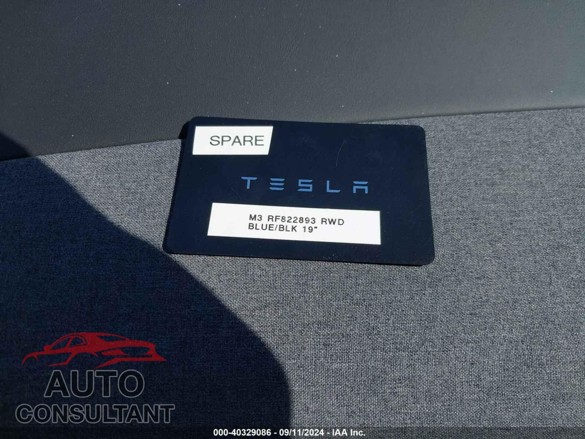TESLA MODEL 3 2024 - 5YJ3E1EA3RF822893