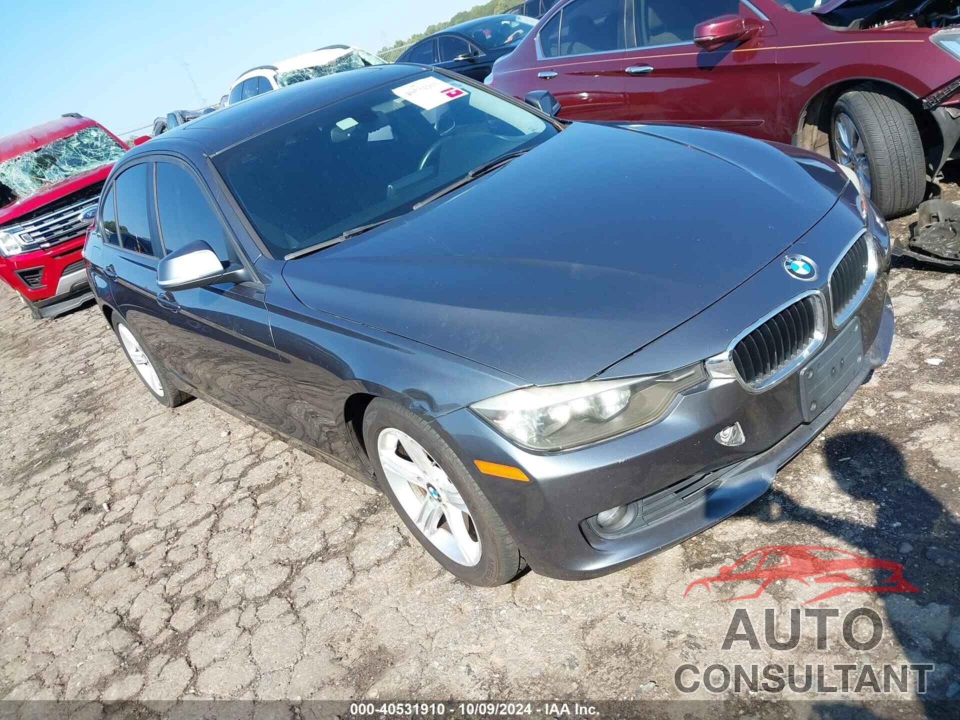 BMW 328I 2013 - WBA3C1C51DK103324