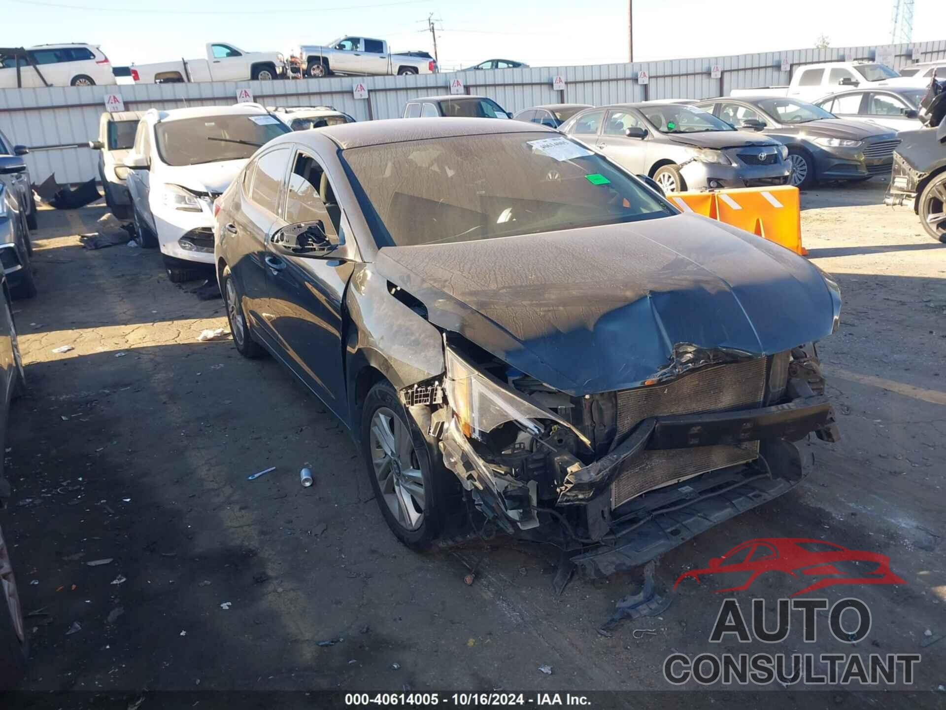 HYUNDAI ELANTRA 2019 - 5NPD84LF8KH413016