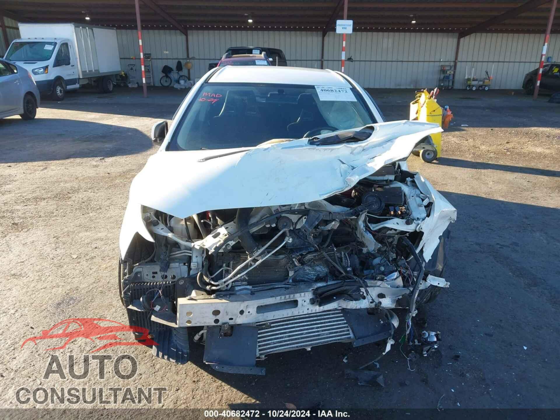 MITSUBISHI LANCER EVOLUTION 2013 - JA32W8FV5DU008620